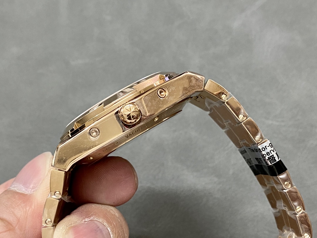 Fake Vacheron Constantin Replica Watch Overseas perpetual calendar ultra-thin skeleton Boutique Exclusive 41.5 MM PINK GOLD 4300V/220R-B642(1:1 replica) - Top club