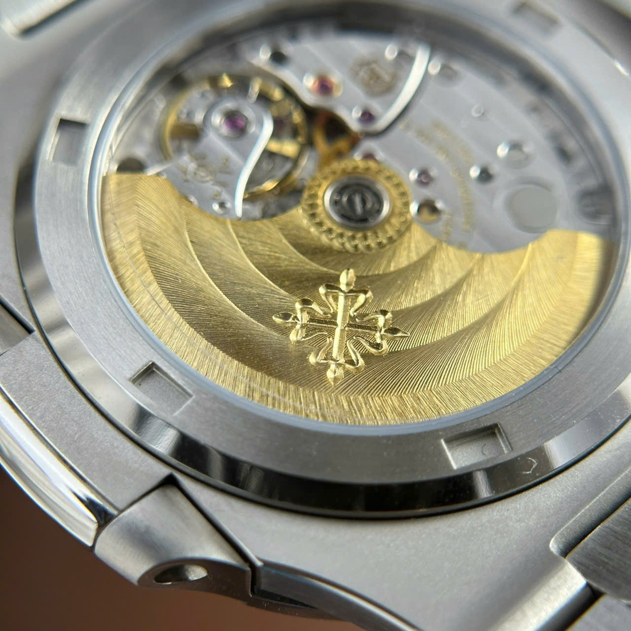 Patek Philippe Nautilus 5711 Replica Watch Refined Full Options Like Auth Top Top Quality 40mm - Top club