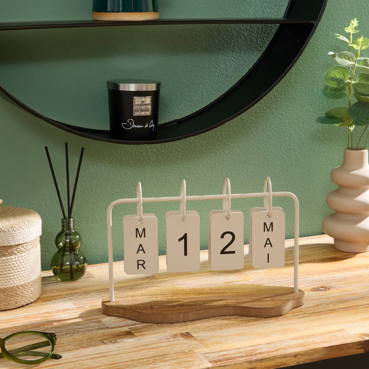 Decorative Calendar "Fred" L.16 cm