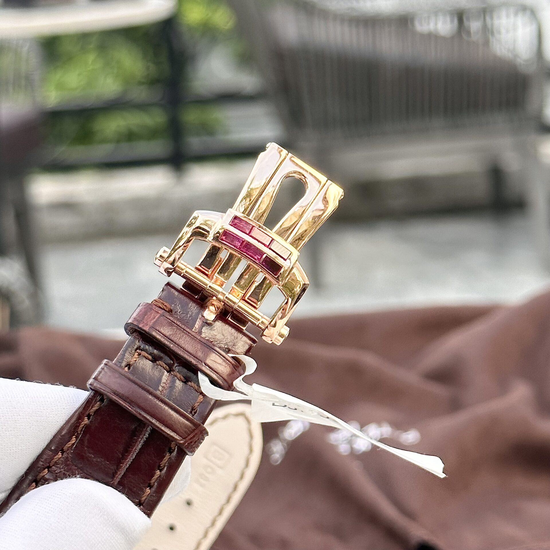 Patek Philippe Nautilus 5724 Gold Wrapped With Ruby Replica Watch 40mm - Top club