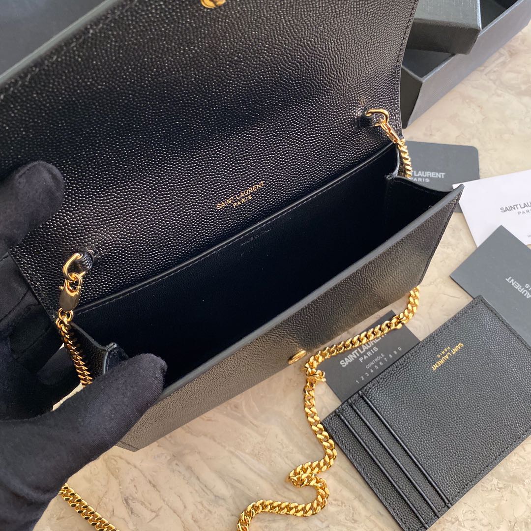 UPTOWN CHAIN WALLET IN CROCODILE-EMBOSSED SHINY LEATHER1:1High-quality replica