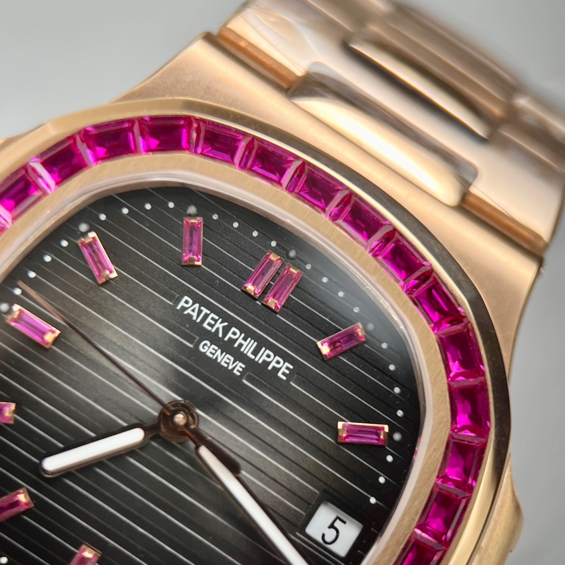 Patek Philippe Nautilus 5723 Gray Dial With Red Ruby Replica 1:1 Watch 40mm - Top club
