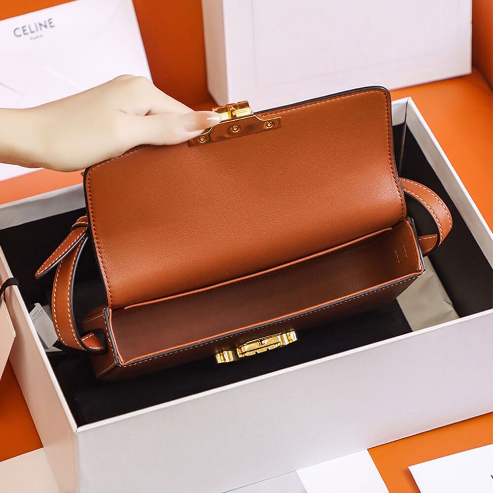 CELINE TRIOMPHE SHOULDER BAG1:1High-quality replica