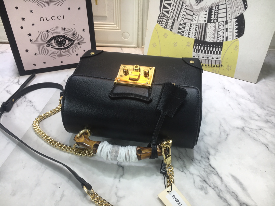 Replica Gucci Padlock Small Bamboo Shoulder Bag 6032211:1High-quality replica