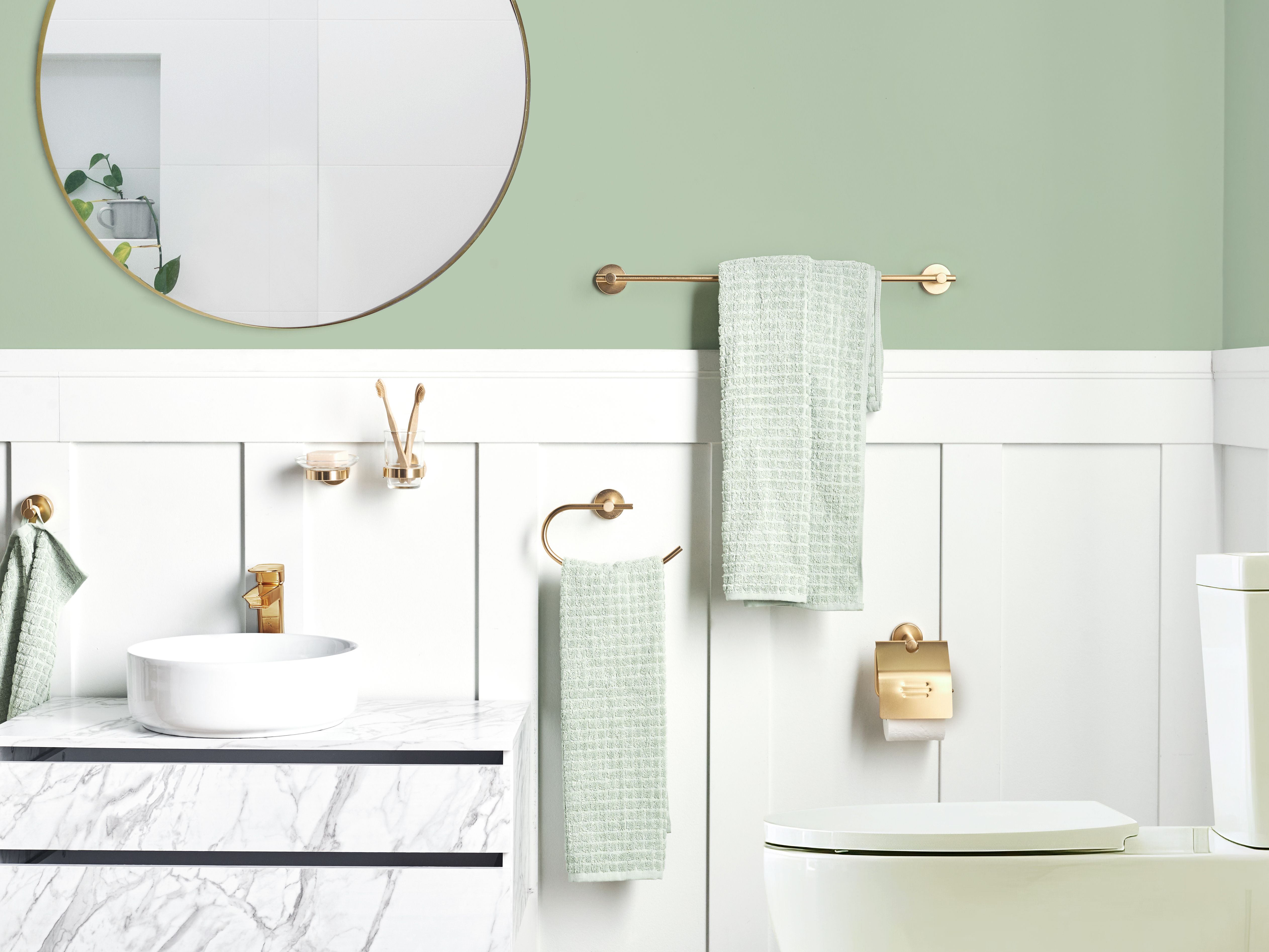 6-Piece Bathroom Hardware Set ZARUMA with Towel Bars and Hooks Gold