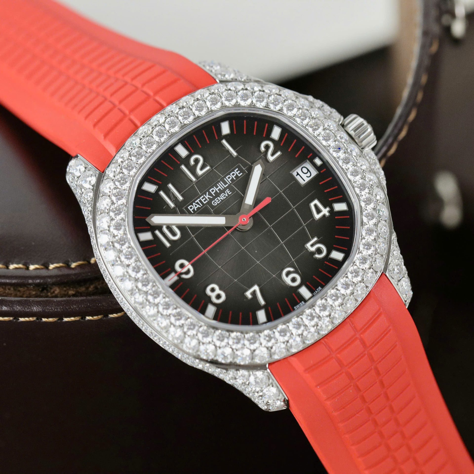 Patek Philippe Aquanaut 5167 Rep 11 Watch Custom Moissanite Diamonds Red Rubber Strap 40mm - Top club