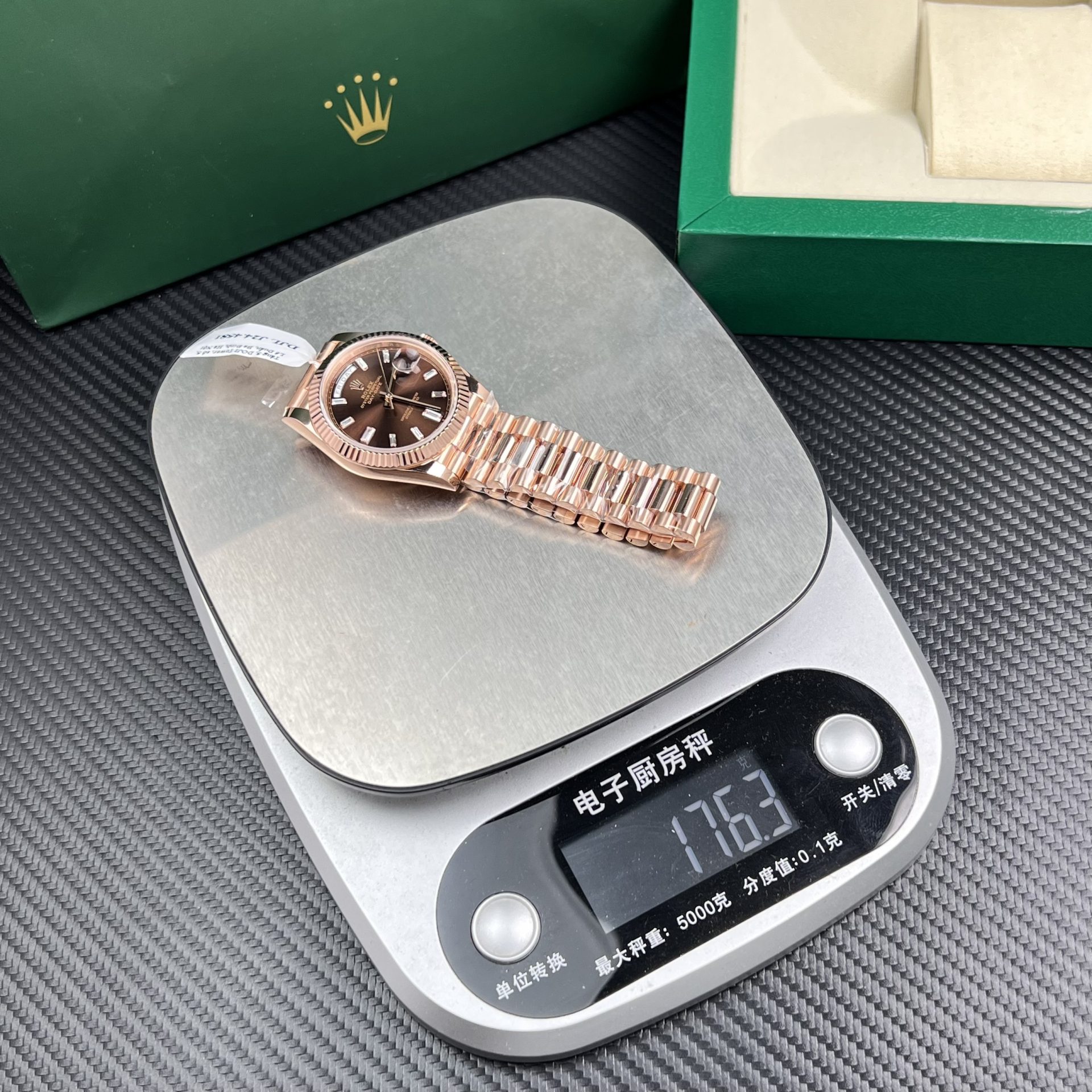 Rolex Best Replica Watch Day-Date Gold Wrapped Chocolate Dial Weight 177gram GM Factory 40mm - Elite Watch Atelier