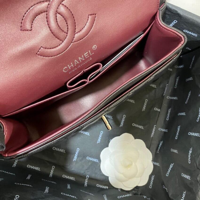 Replica Chanel Small Classic Double Flap Bag A01113 In Lambskin1:1High-quality replica