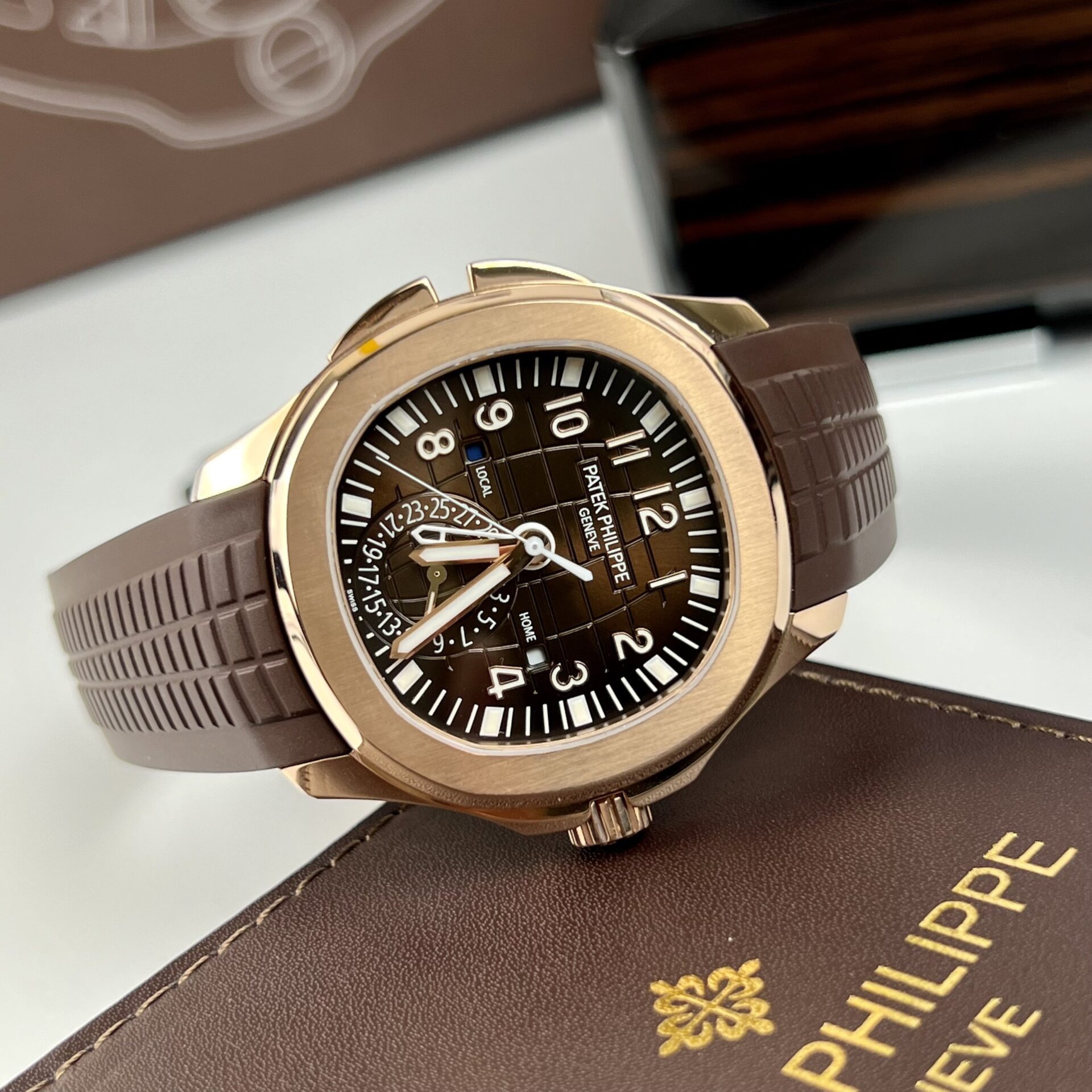 Patek Philippe Replica 1:1 Watch Aquanaut 5164R Chocolate Dial ZF Factory 40.8mm - Elite Watch Atelier