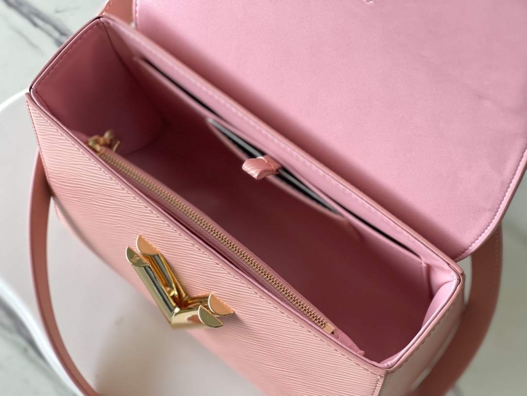 Louis Vuitton Twist MM M216051:1High-quality replica