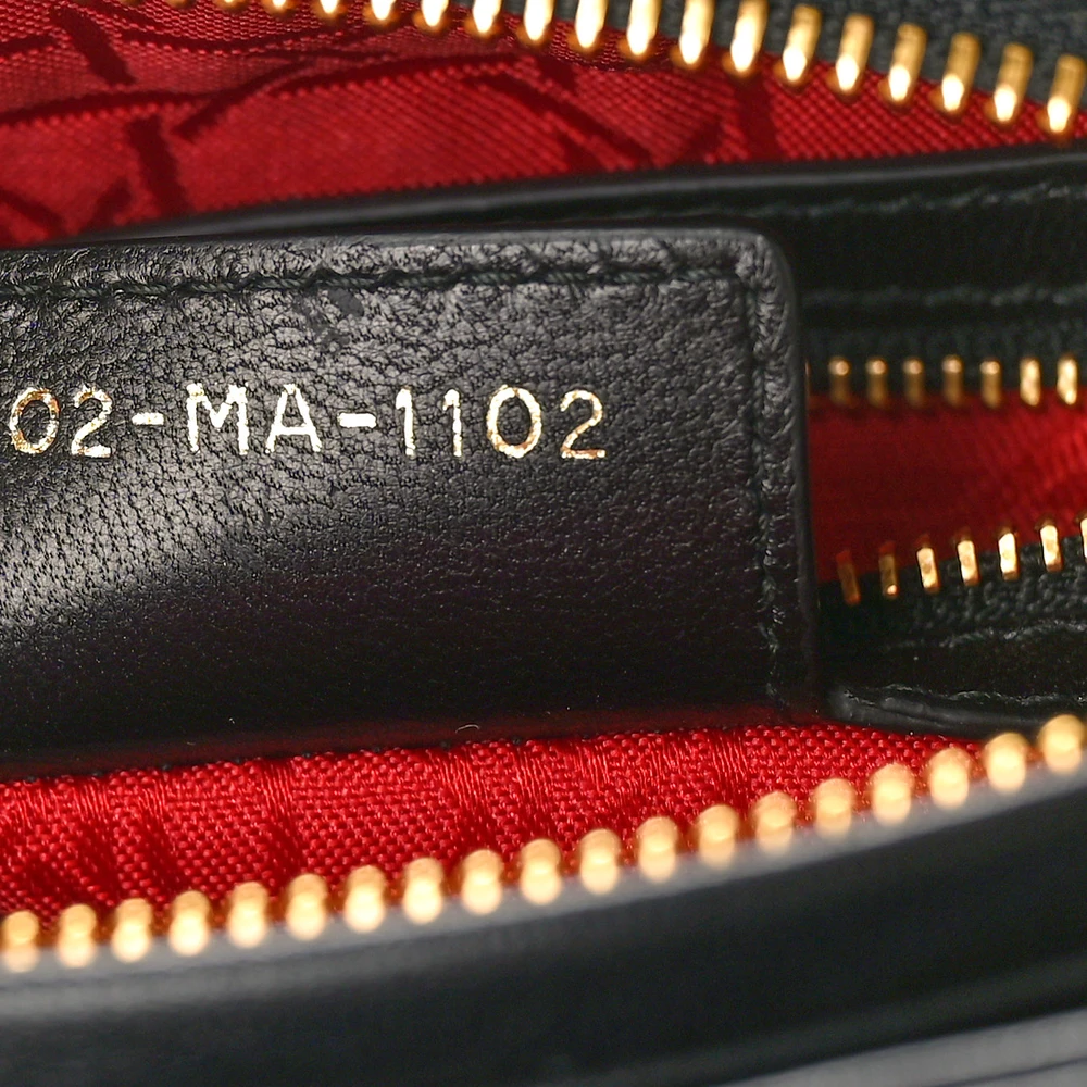 Dior Gold Hardware Superfakes – High Quality, Low Cost1:1High-quality replica