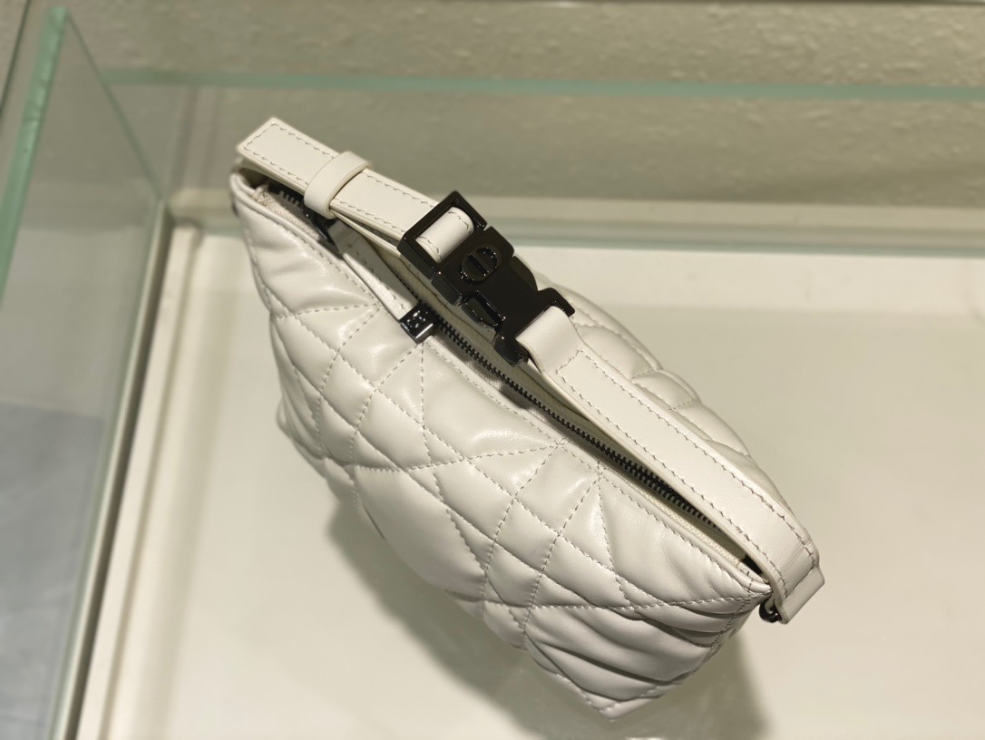 Christian Dior Small DiorTravel Nomad Pouch White, For Women, Women’s Handbags 6in/15cm CD S5553BMIG_M0301:1High-quality replica
