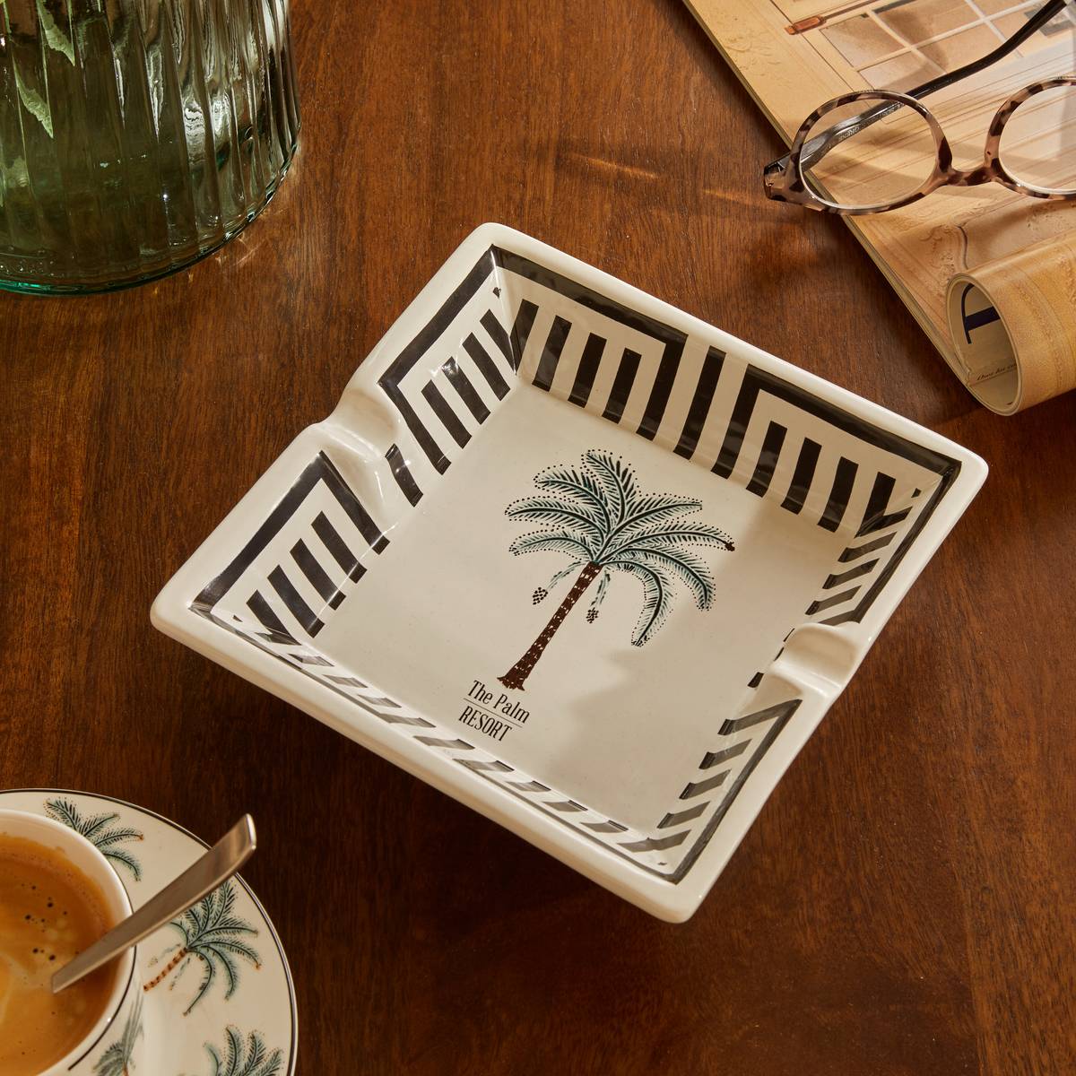 Ashtray "Reso" White, 18.2x18.2 cm