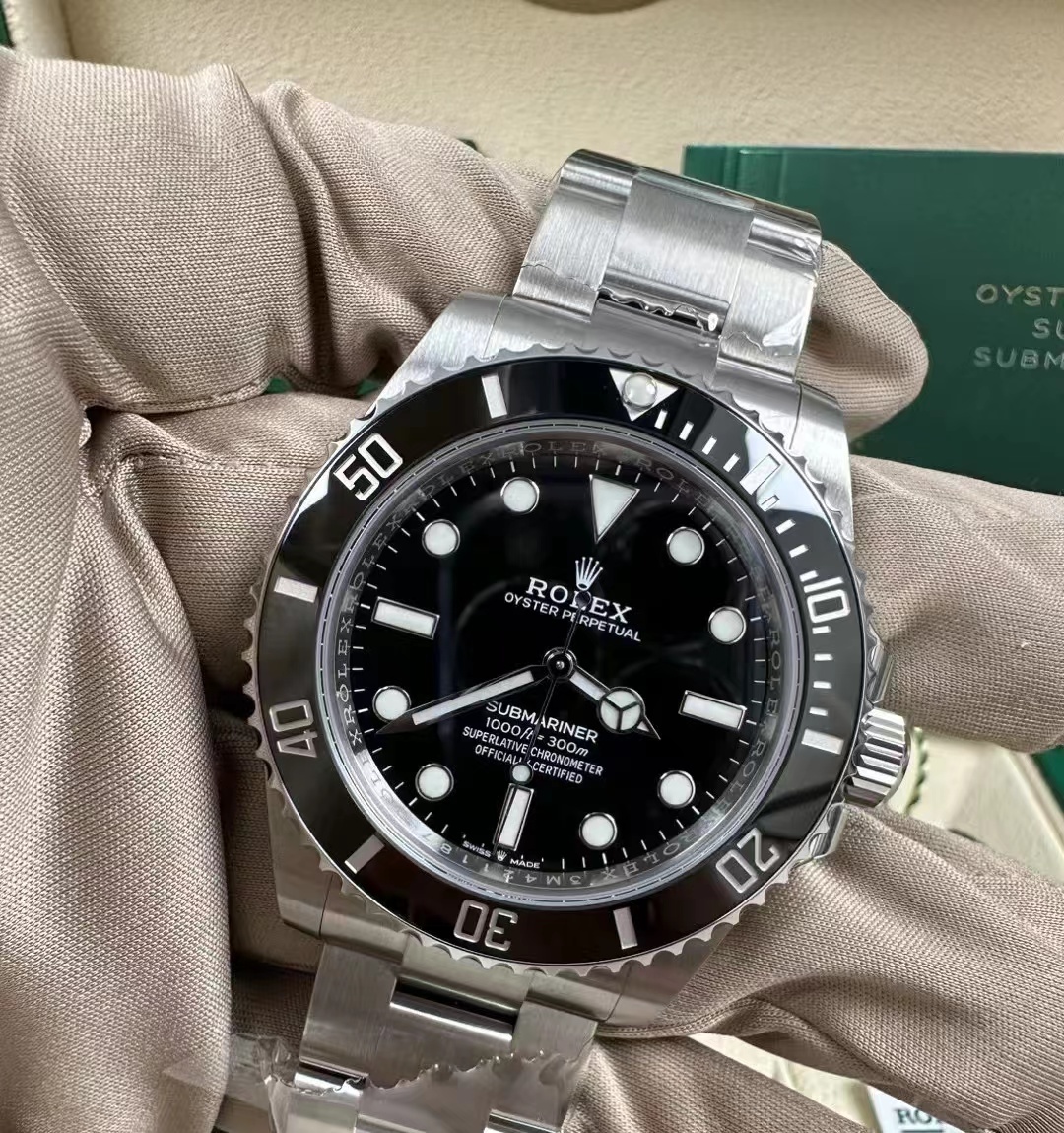 Rolex Submariner Series 114060-0002 40 mm black dial(1:1 replica) - Elite Watch Atelier