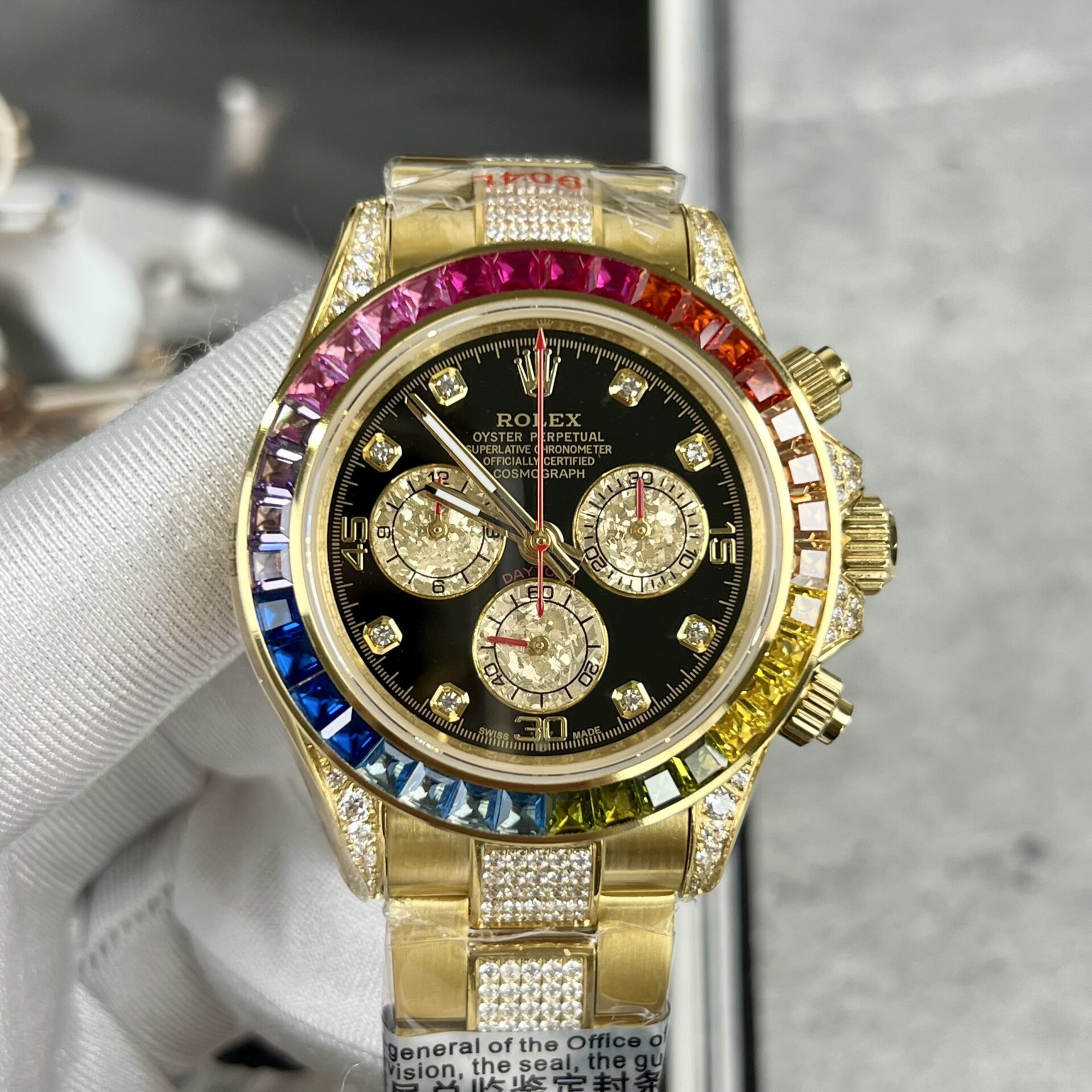 Rolex Replica 1:1 Watch Daytona Rainbow Yellow Gold Plated With Stone 40mm - Elite Watch Atelier