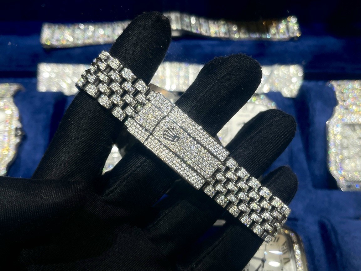 Rolex Best Replica Watch DateJust Dial Blue Custom Full Diamonds Moissanite 41mm - Elite Watch Atelier