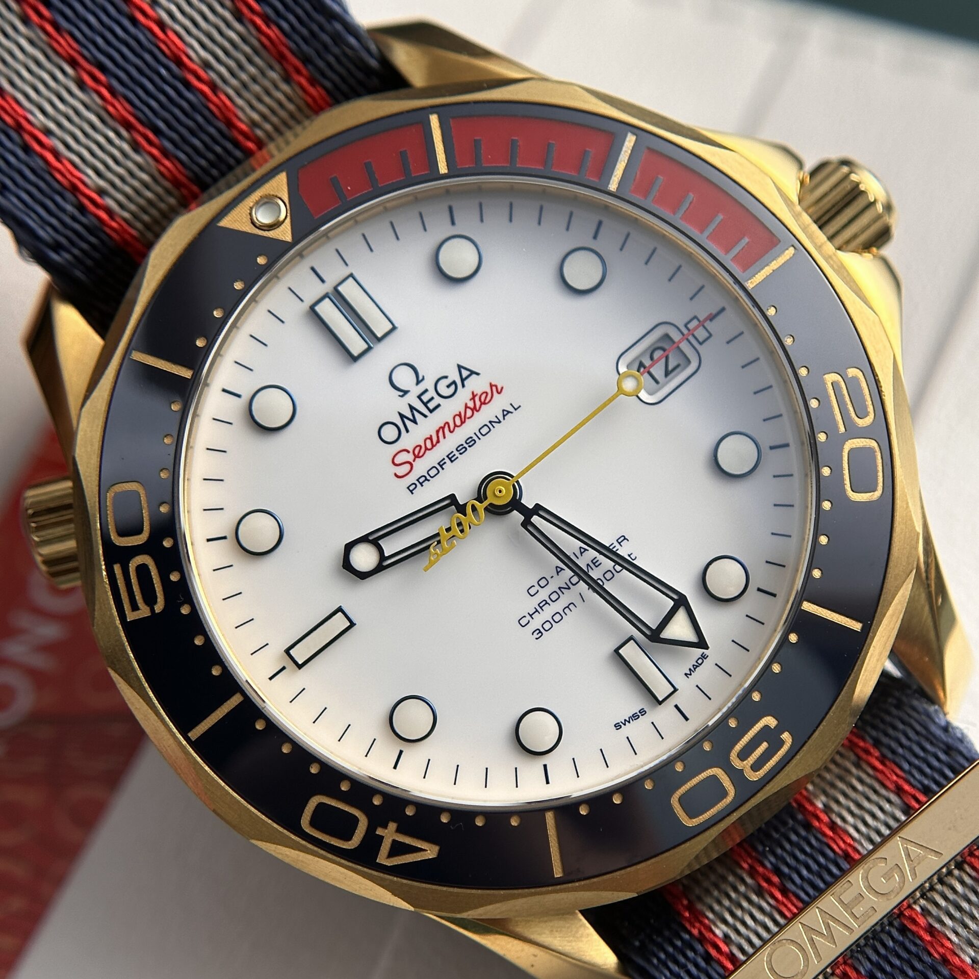 Omega Replica Watch Seamaster Diver 300M 007 Edition Nato Fabric Strap 42mm - Top club