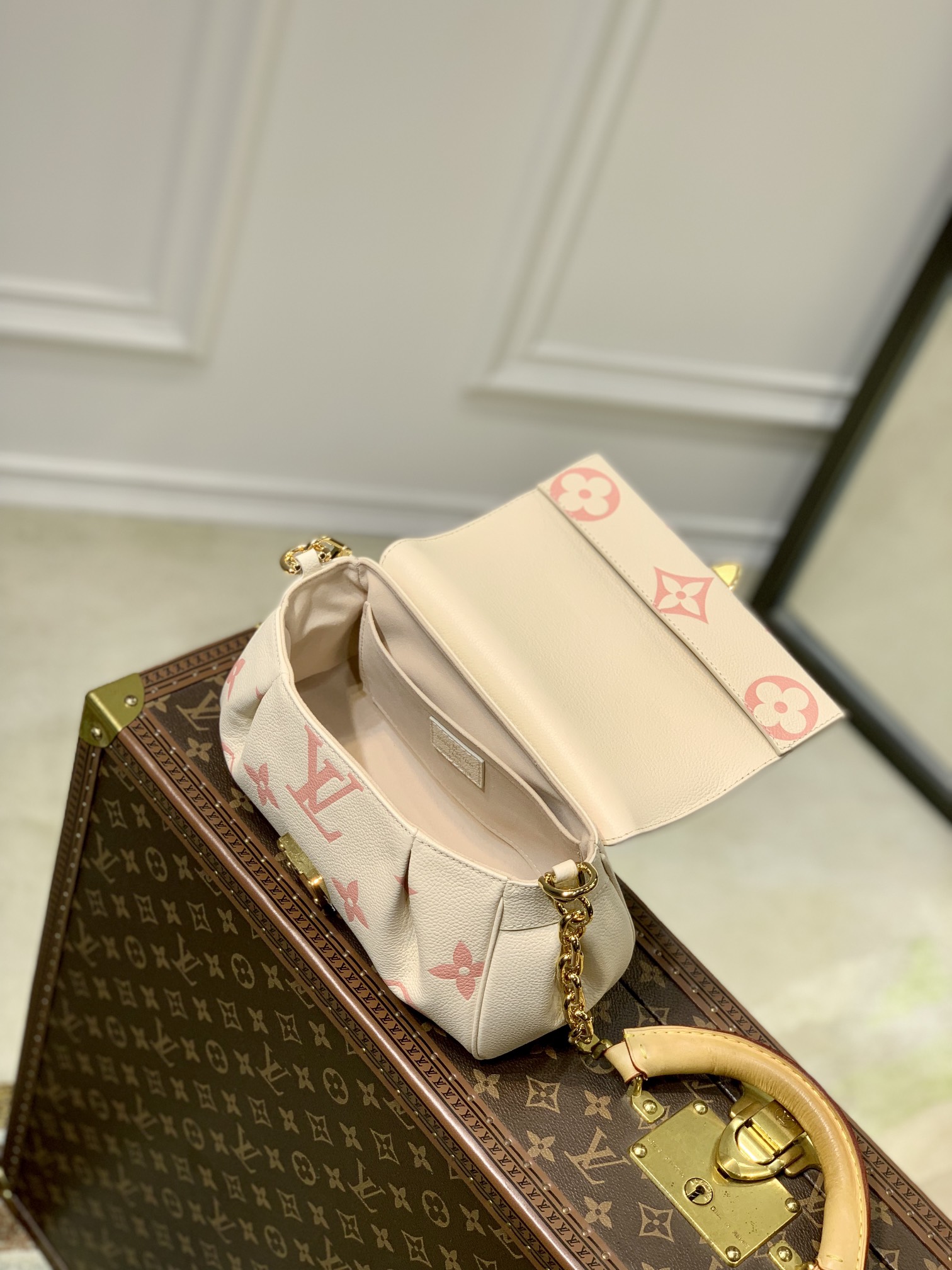 Louis Vuitton LV Favorite1:1High-quality replica