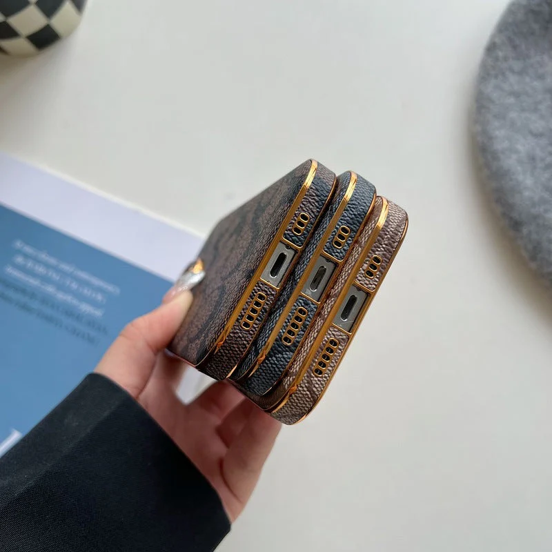 Coach iPhone Case Leather Black -QBK240513 - Wholesale & Influencer