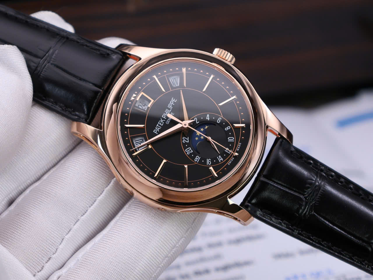 Patek Philippe Replica Watch Complications 5205R 18K Gold Wrapped Custom 40mm - Top club