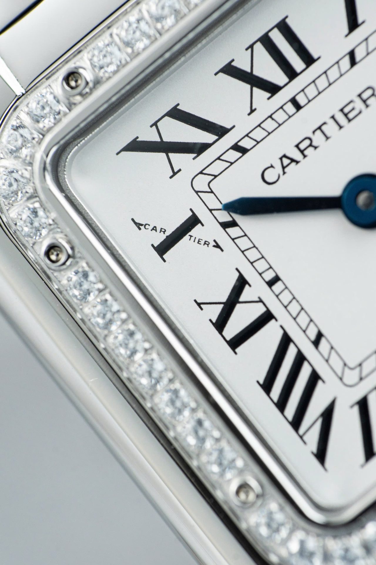 Cartier Panthere W2PN0007 Replica Watch White Dial Metal Wire 27x37mm - Top club