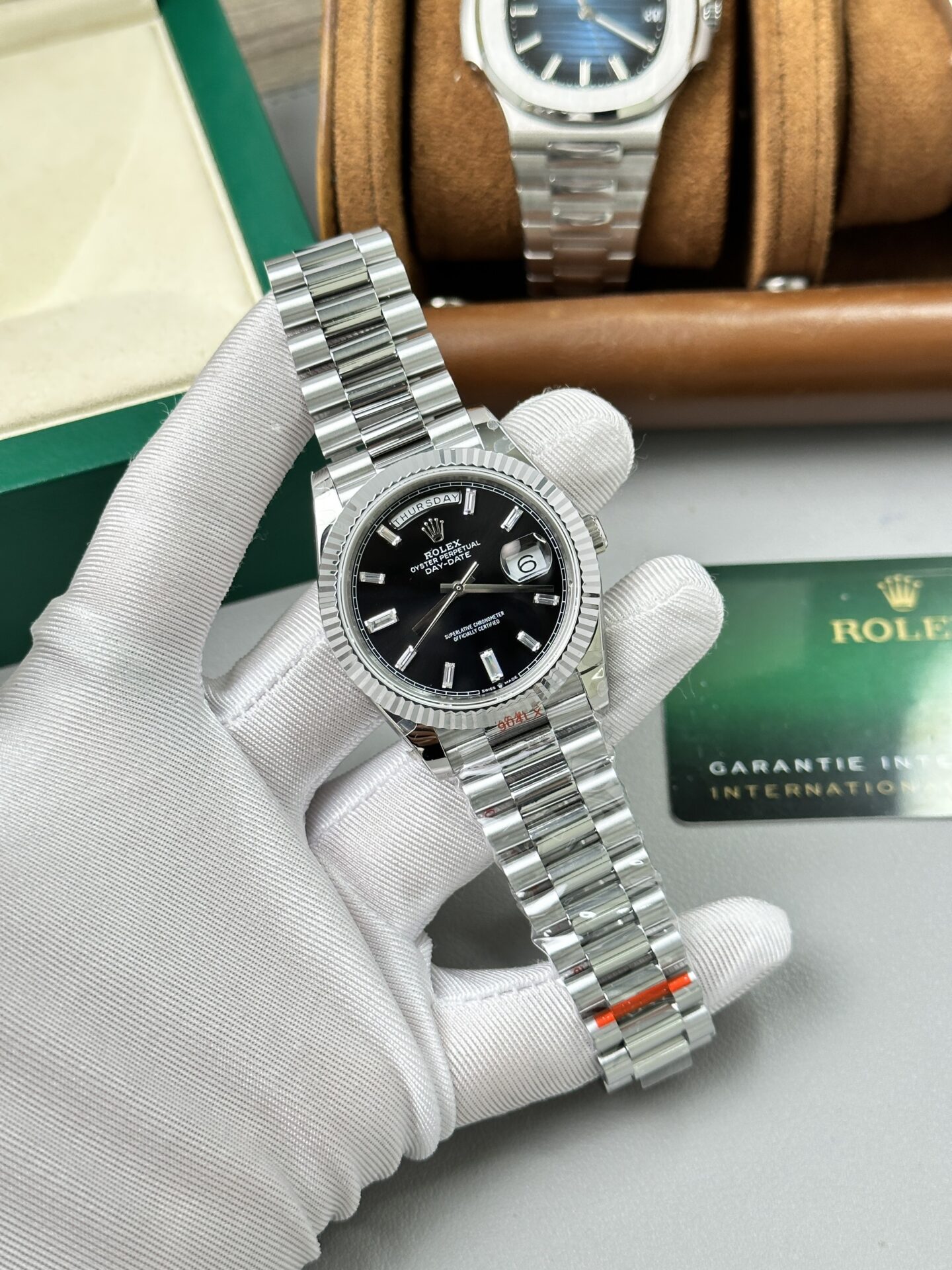 Rolex Day-Date 228236 Replica Wathc Weight 167gr Black Dial GM Factory 40mm - Elite Watch Atelier