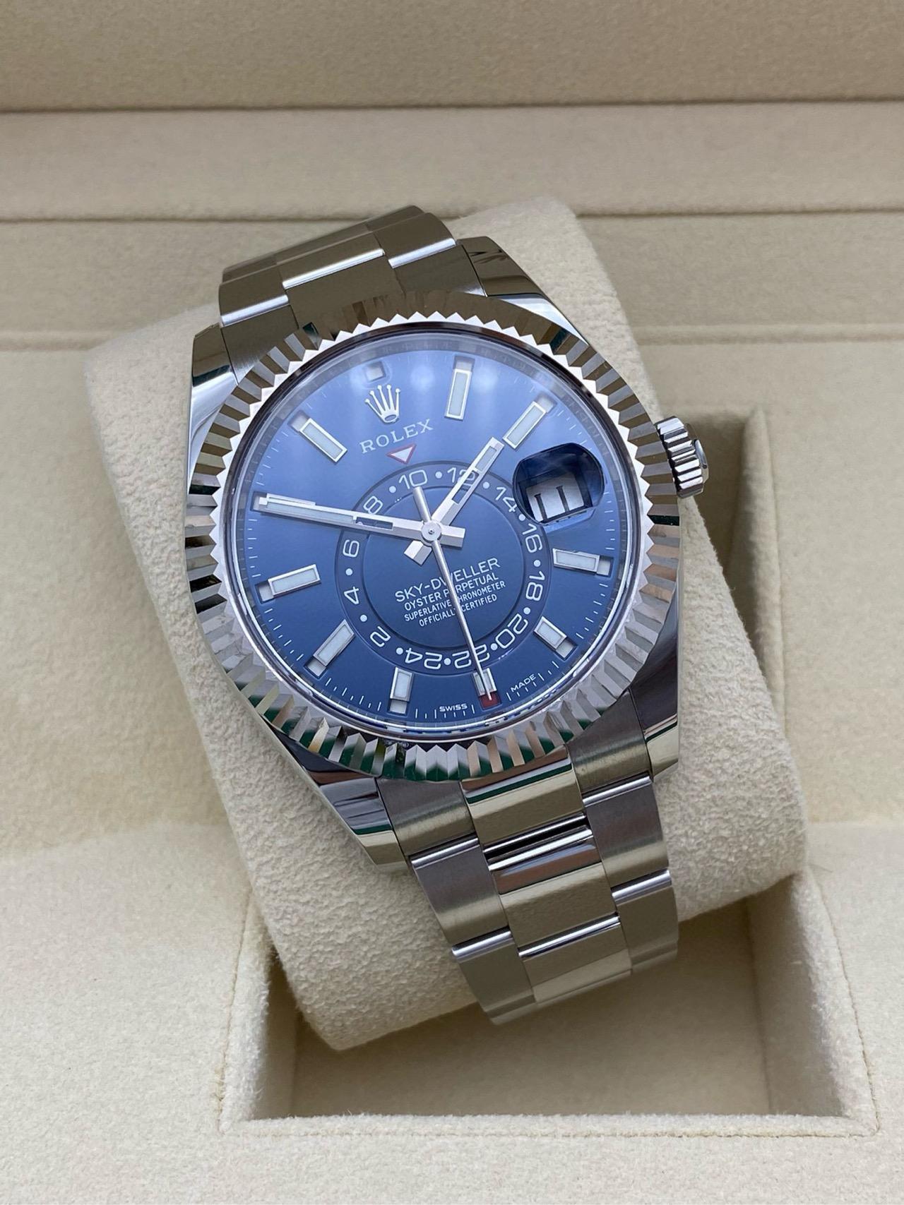 Sky Dweller Blue Dial 18K White Gold Bezel Steel Jubilee Men's Watch 326934(1:1 replica) - Top club