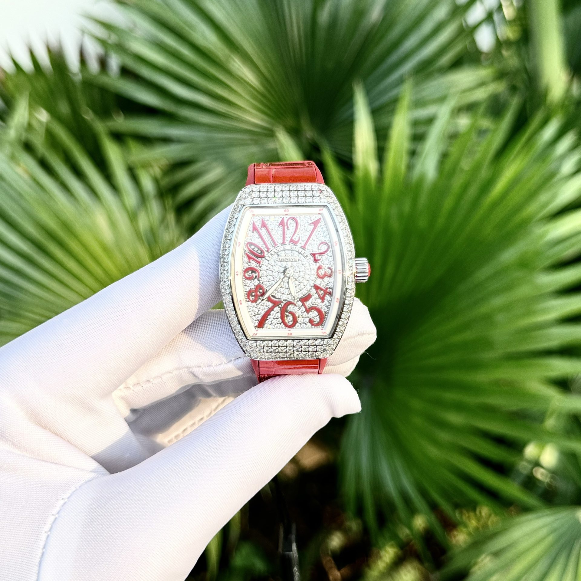 Franck Muller Replica 1:1 Watch V32 with Full Stone Red Dial ABF Factory 32x40mm - Top club