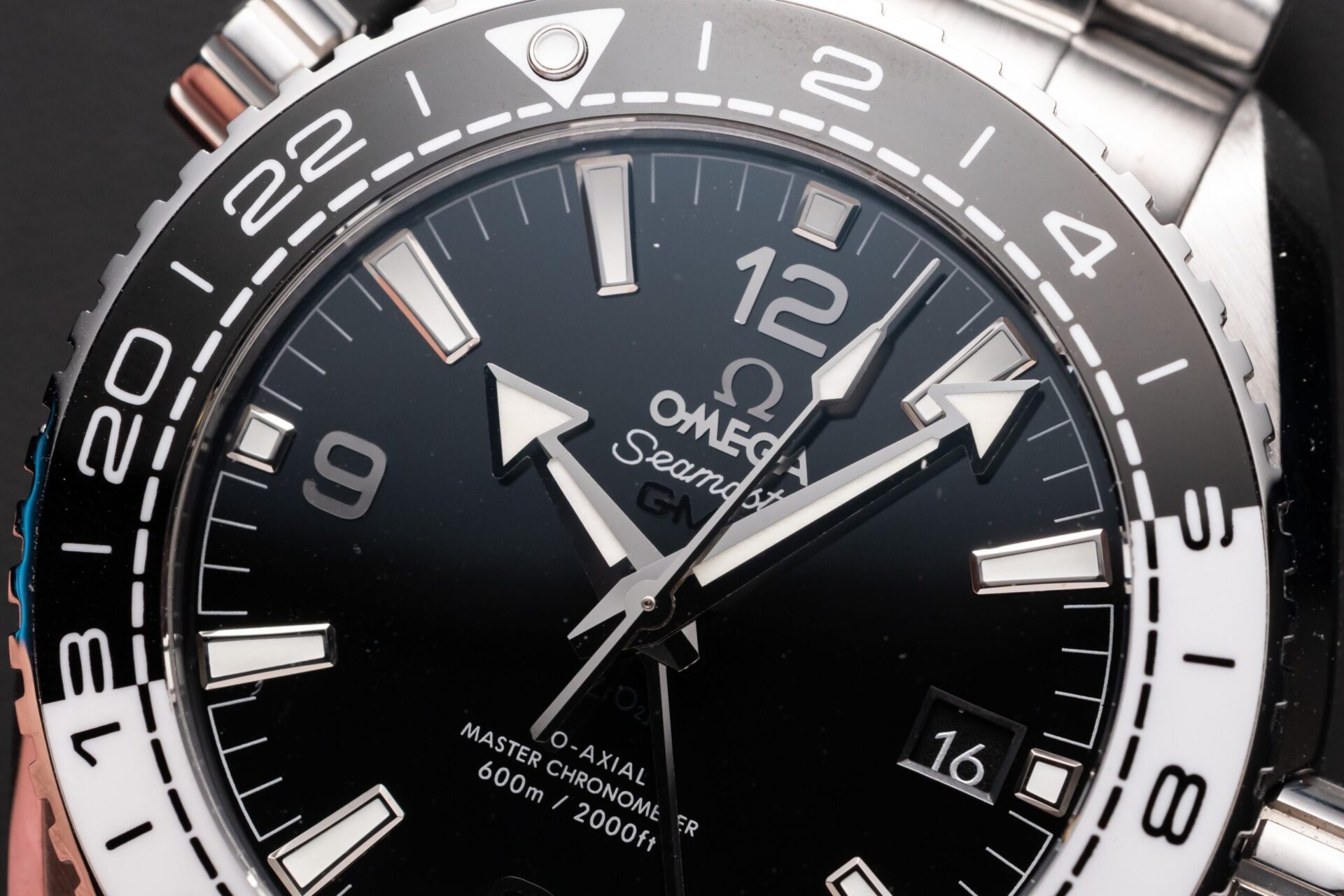 Omega Replica Watch Seamaster Planet Ocean 600m Black Dial 43.5mm - Top club