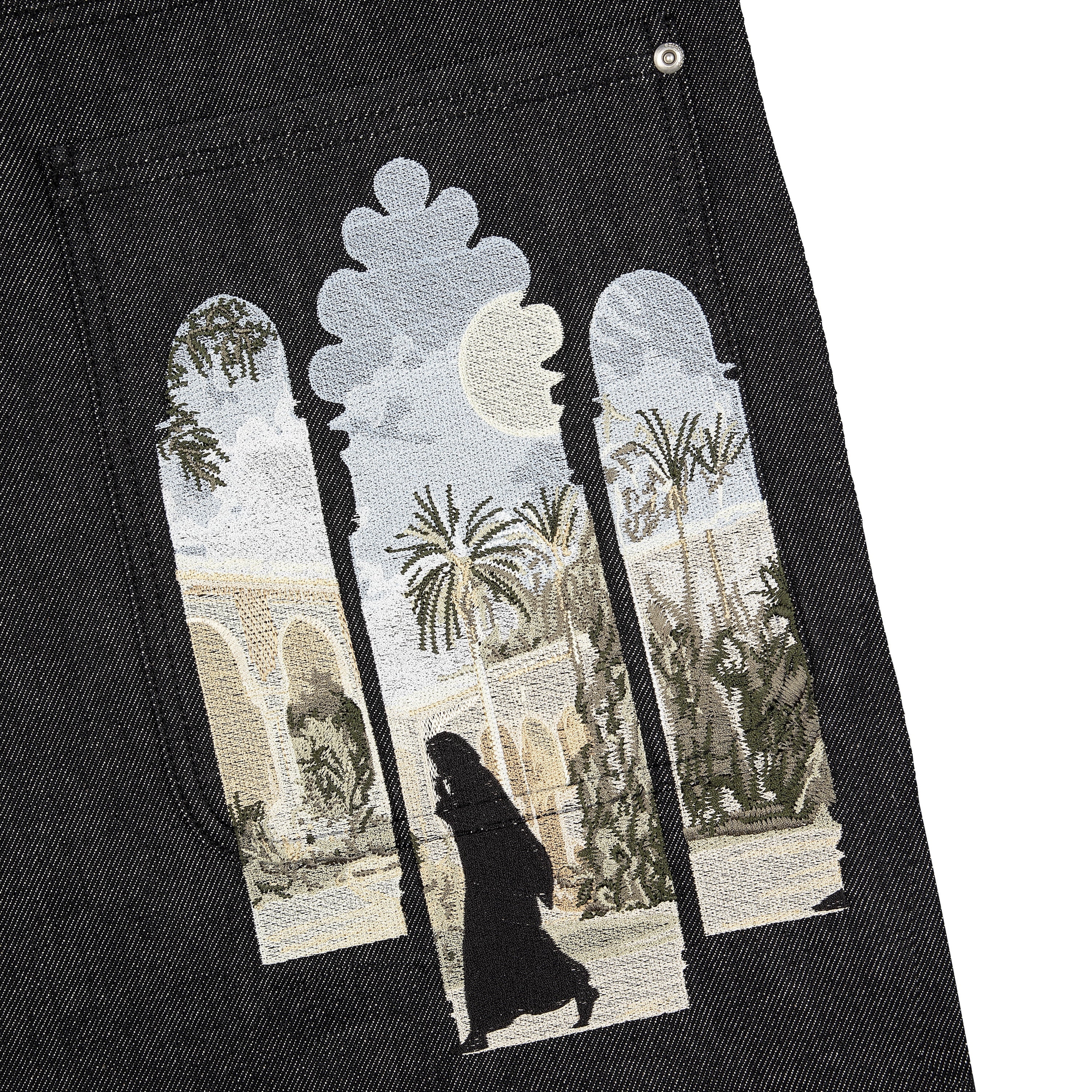 "aziza" black raw Jorts 02