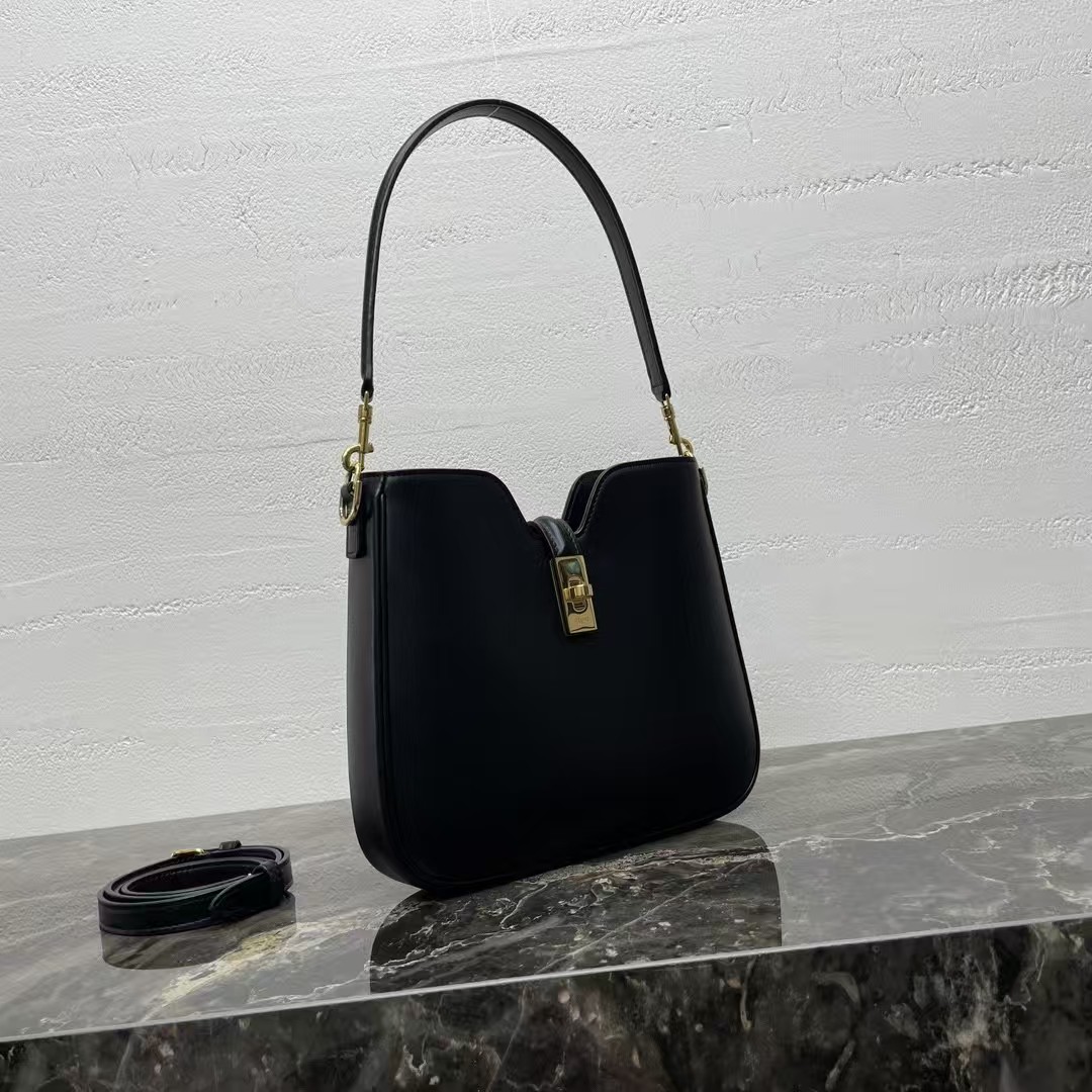 CELINE CAMILLE 16 SOFT Small Hand Bag