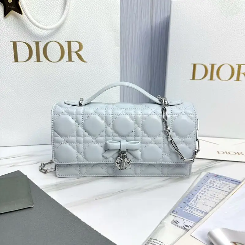 Shop1:1High-quality replica