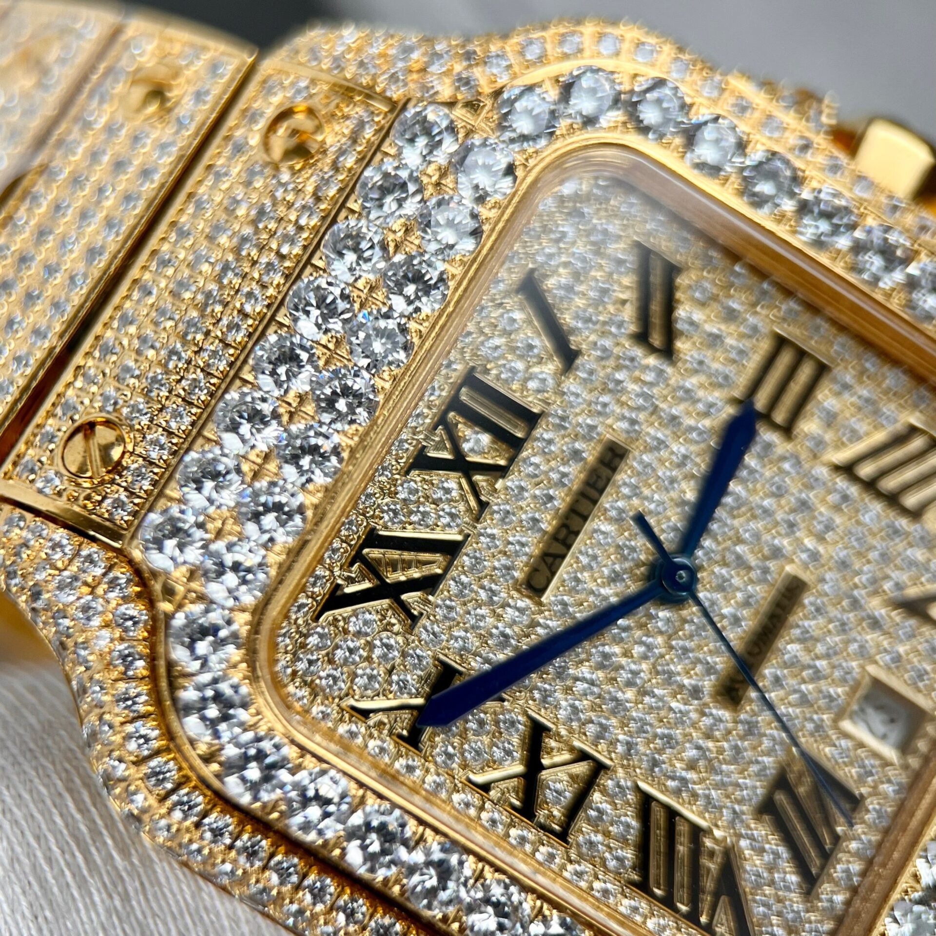 Cartier Santos Replica 1:1 Watch With Stone BV Factory 39.8mm - Top club