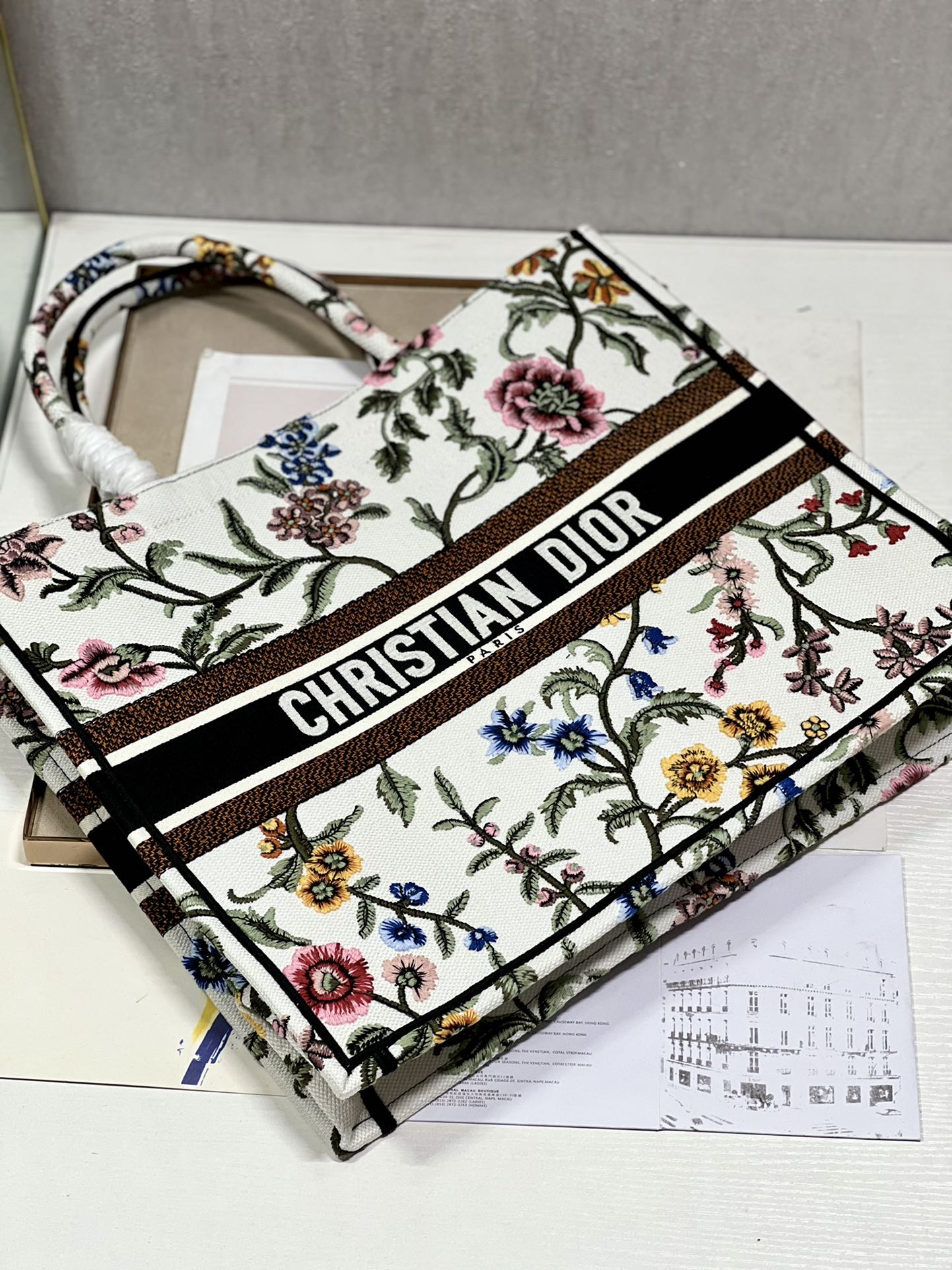 Large Dior Tote Bag Black/White For Women 16.5 in/ 42cm M1286ZEAU_M9111:1High-quality replica