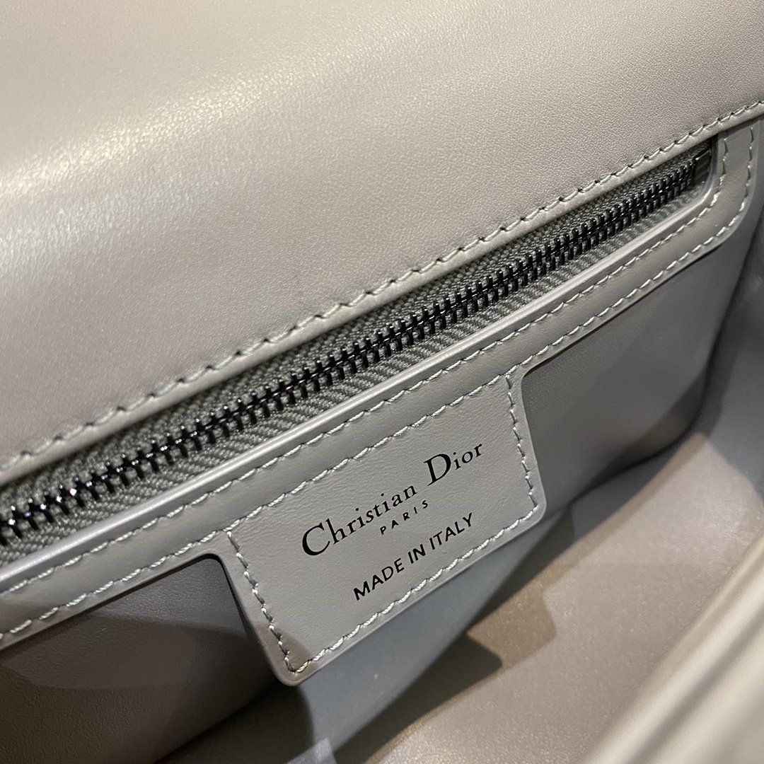 Christian Dior Mini Dior Caro Bag Gray Padded Macrocannage, Gray, For Women Women’s Handbags, Crossbody Bags, 20cm CD1:1High-quality replica
