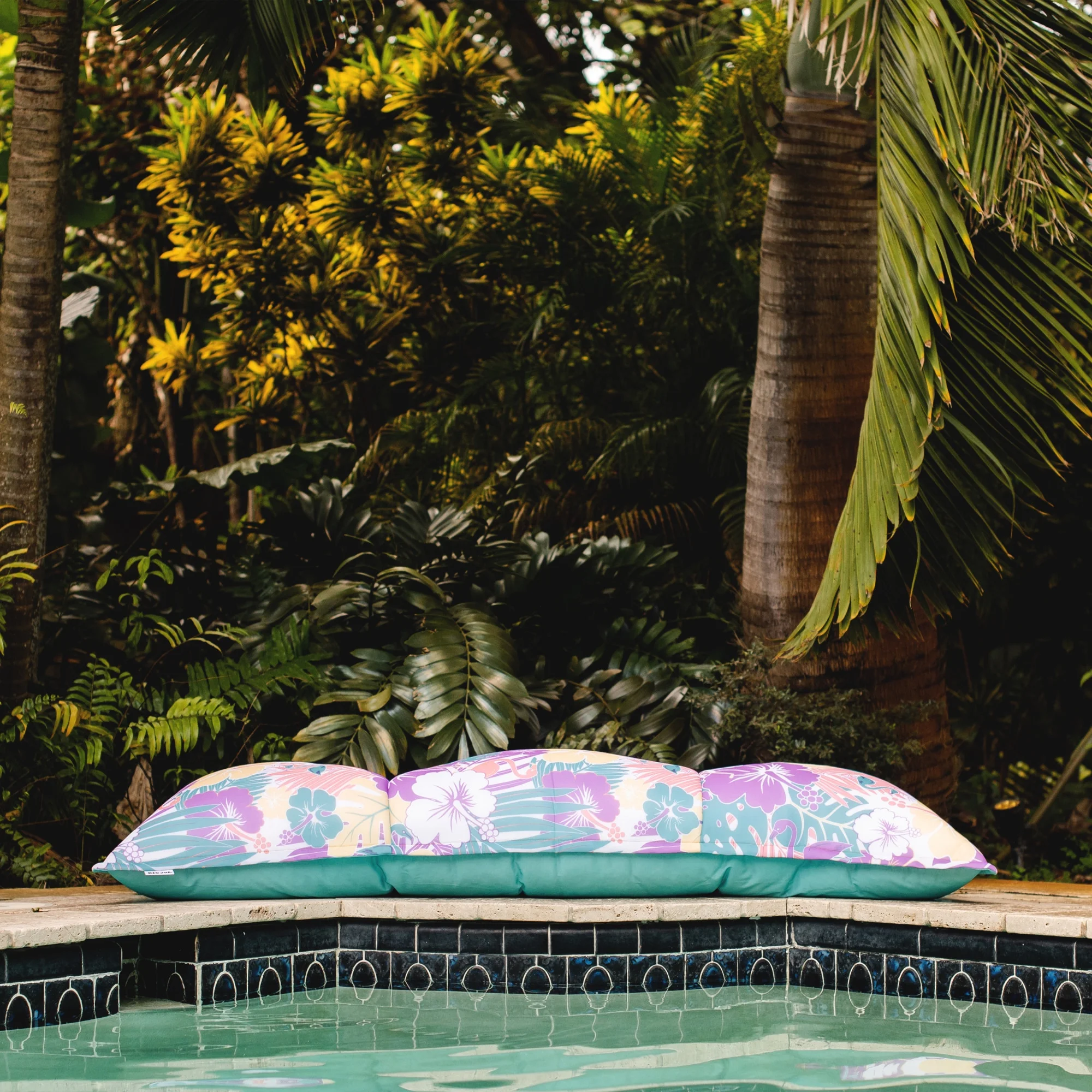 Big Joe Lagoon Lounger No Inflation Needed Pool Float, Americana Nautical Stripe Double Sided Mesh, Quick Draining Fabric, 5 feet Giant - Image 81