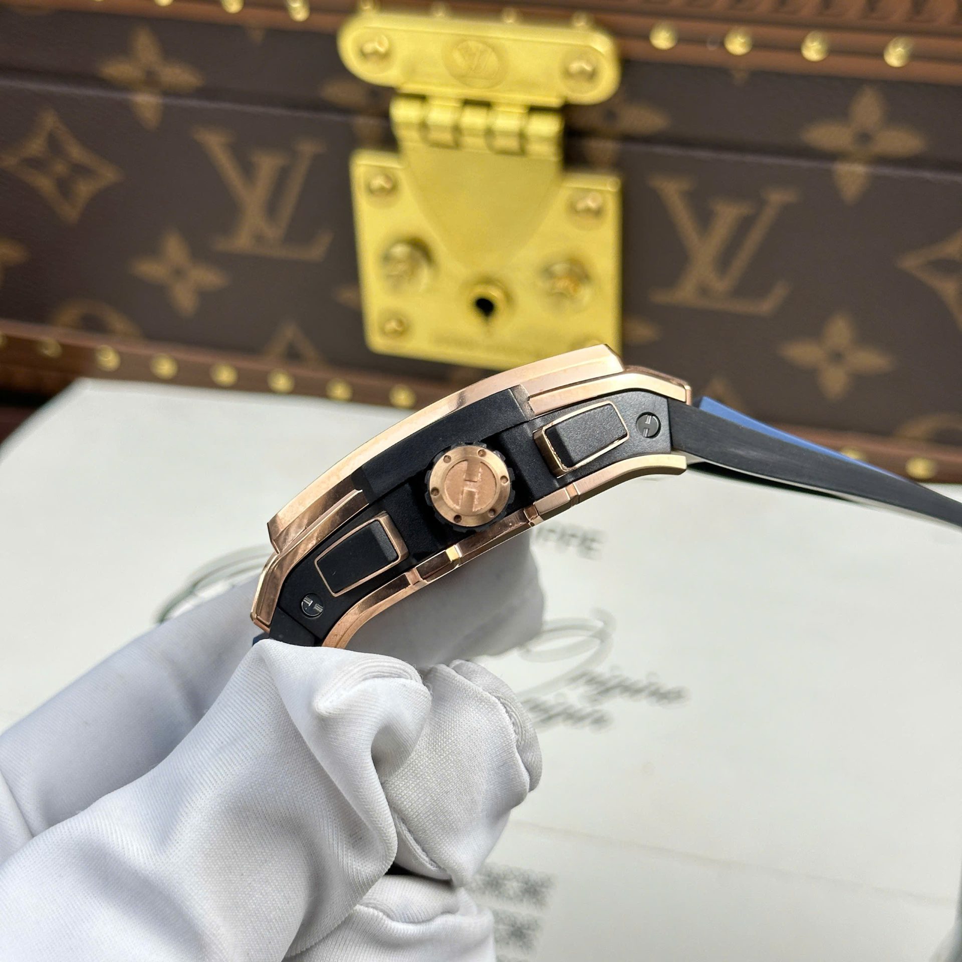 Hublot Spirit Of Big Bang King Gold Replica 11 Watch Dial Blue BBF Factory 42mm - Top club