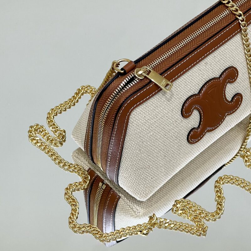 Replica Celine Triomphe Clutch White1:1High-quality replica