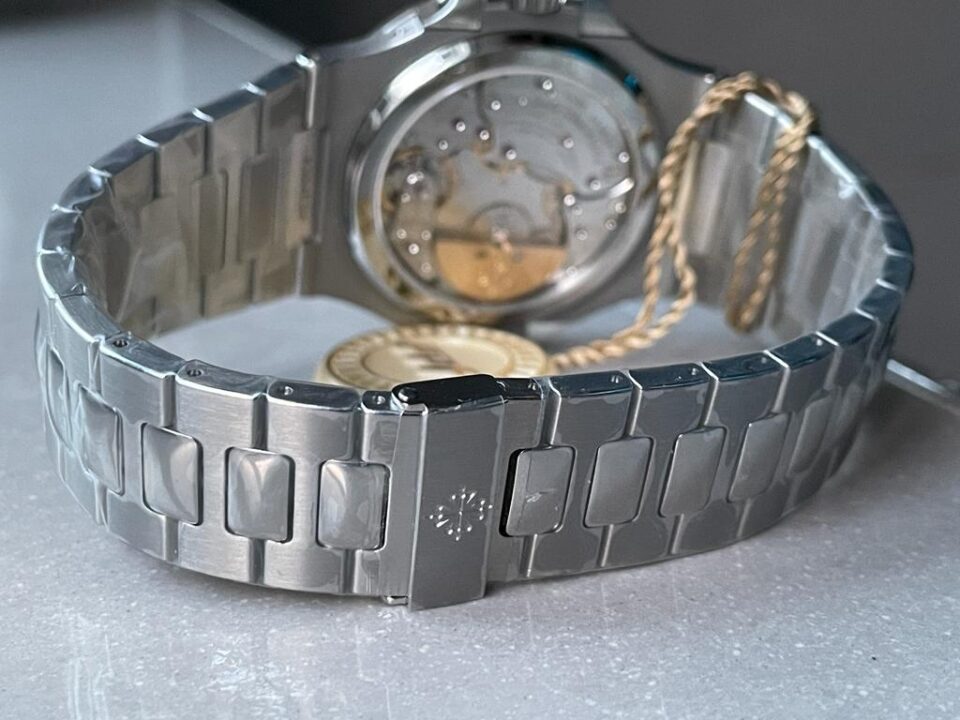 Replica PATEK PHILIPPE Nautilus 5712 SS PPF 1:1 Best Edition Blue Dial on SS Bracelet A240 V2 - Top club