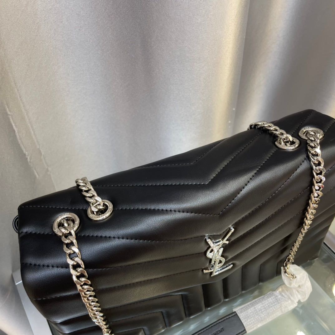 TO – Luxury Bags SLY 2661:1High-quality replica