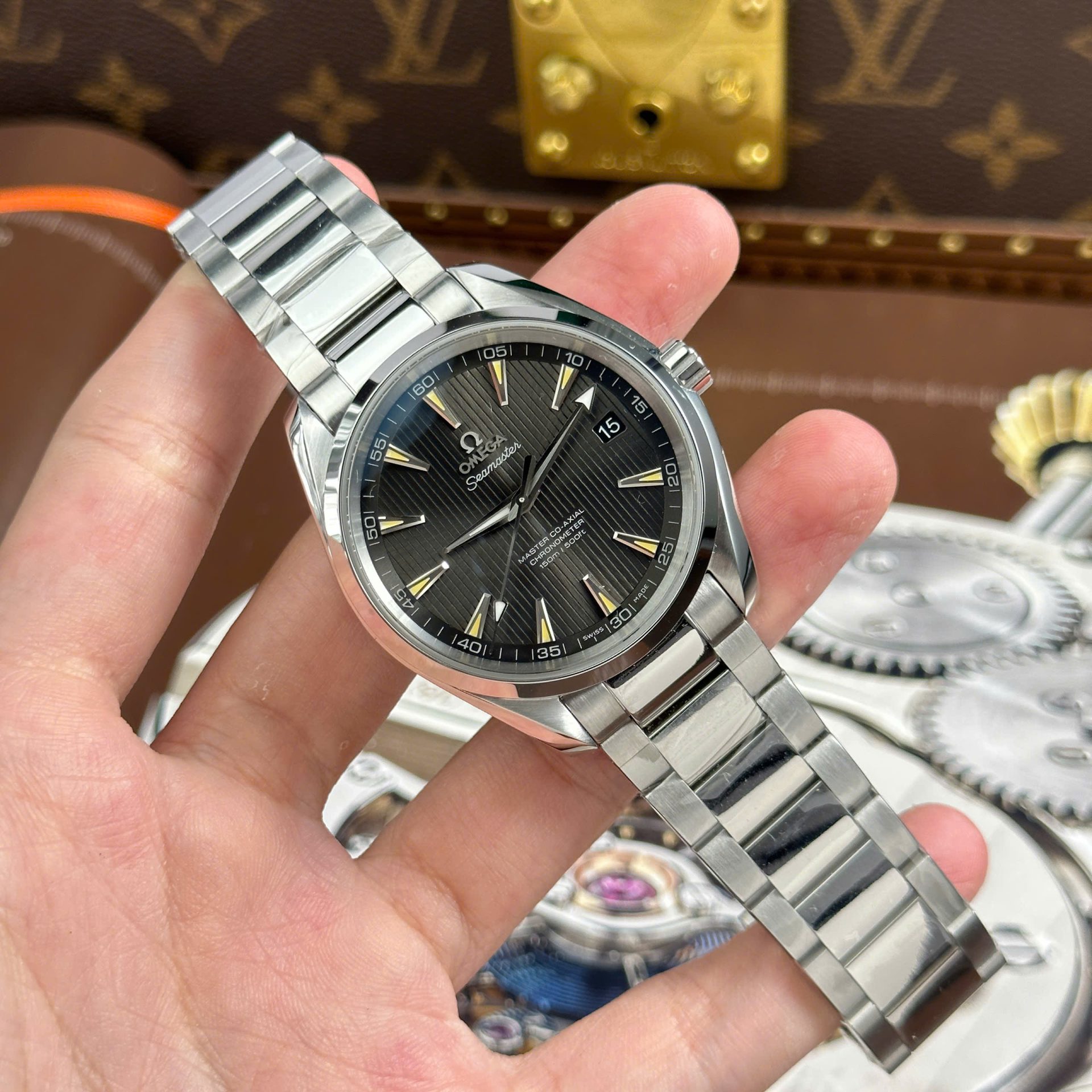 Omega Seamaster Aqua Terra 150M Best Replica Watches Green Dial Metal Wire VS Factory 41mm - Elite Watch Atelier