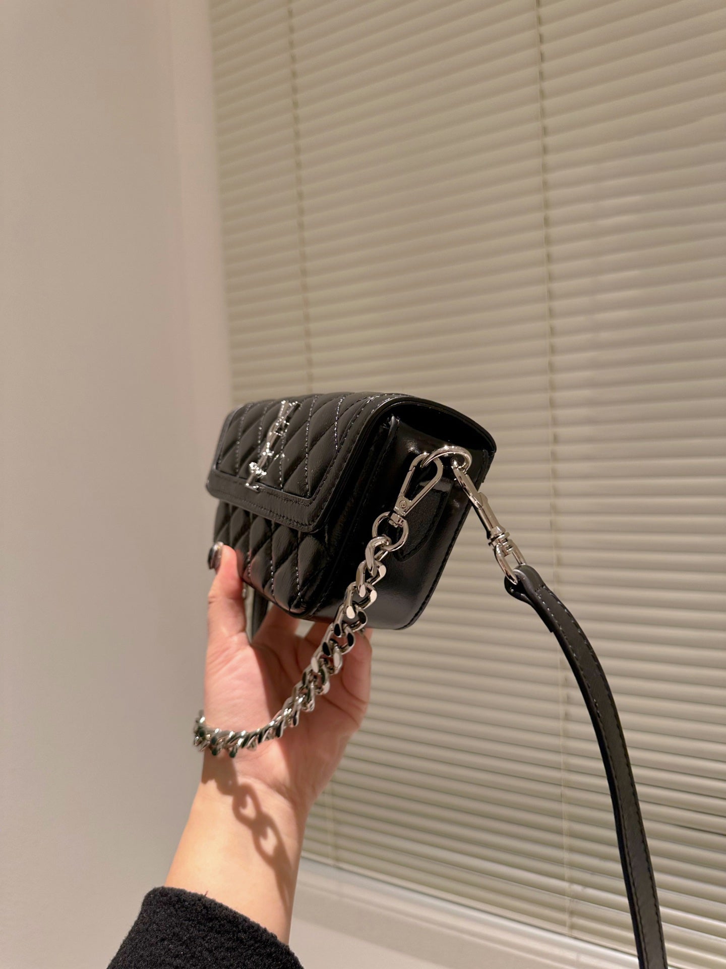 TO – New Luxury Bags SLY 3051:1High-quality replica