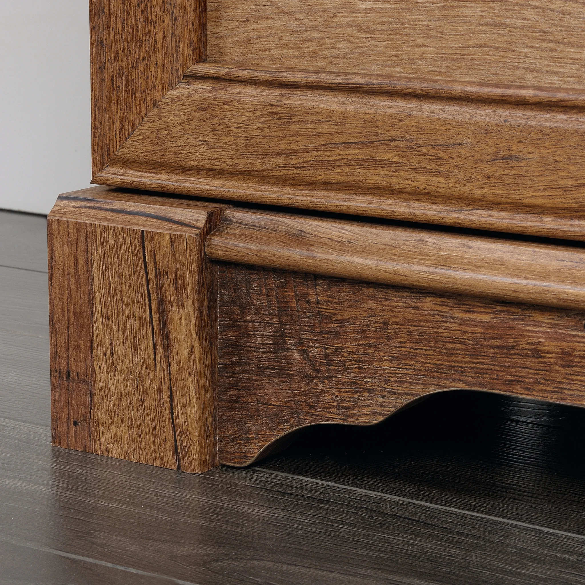 Sauder Palladia 6-Drawer Bedroom Dresser, Vintage Oak Finish - Image 9