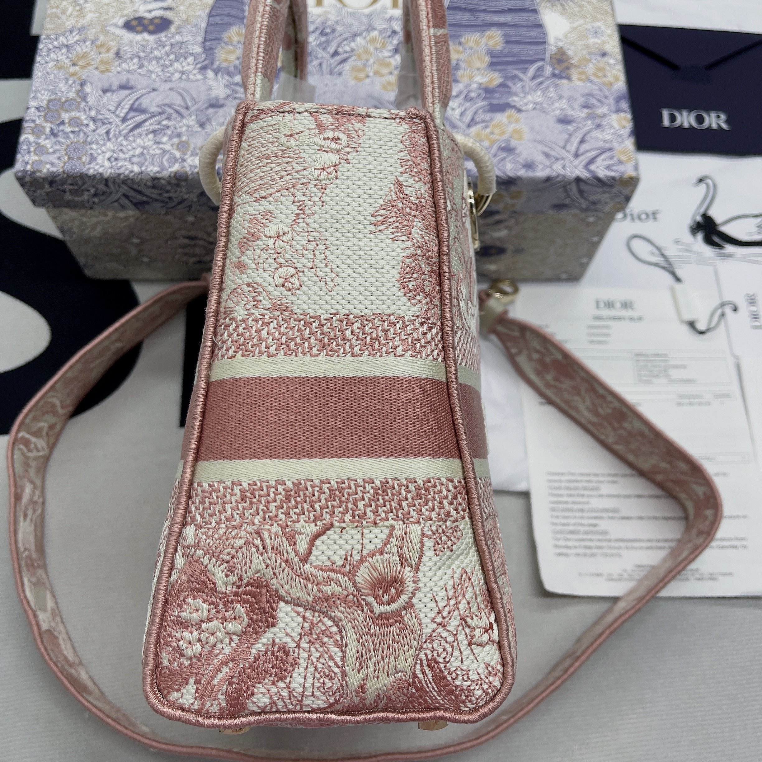 Christian Dior Medium Lady D-Lite Bag Pink, For Women, Women’s Handbags 24cm/9.5in CD M0565OTDT_M9121:1High-quality replica