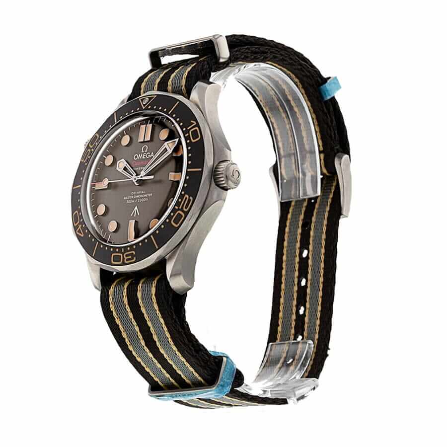 Omega 8806 Replica - Elite Watch Atelier