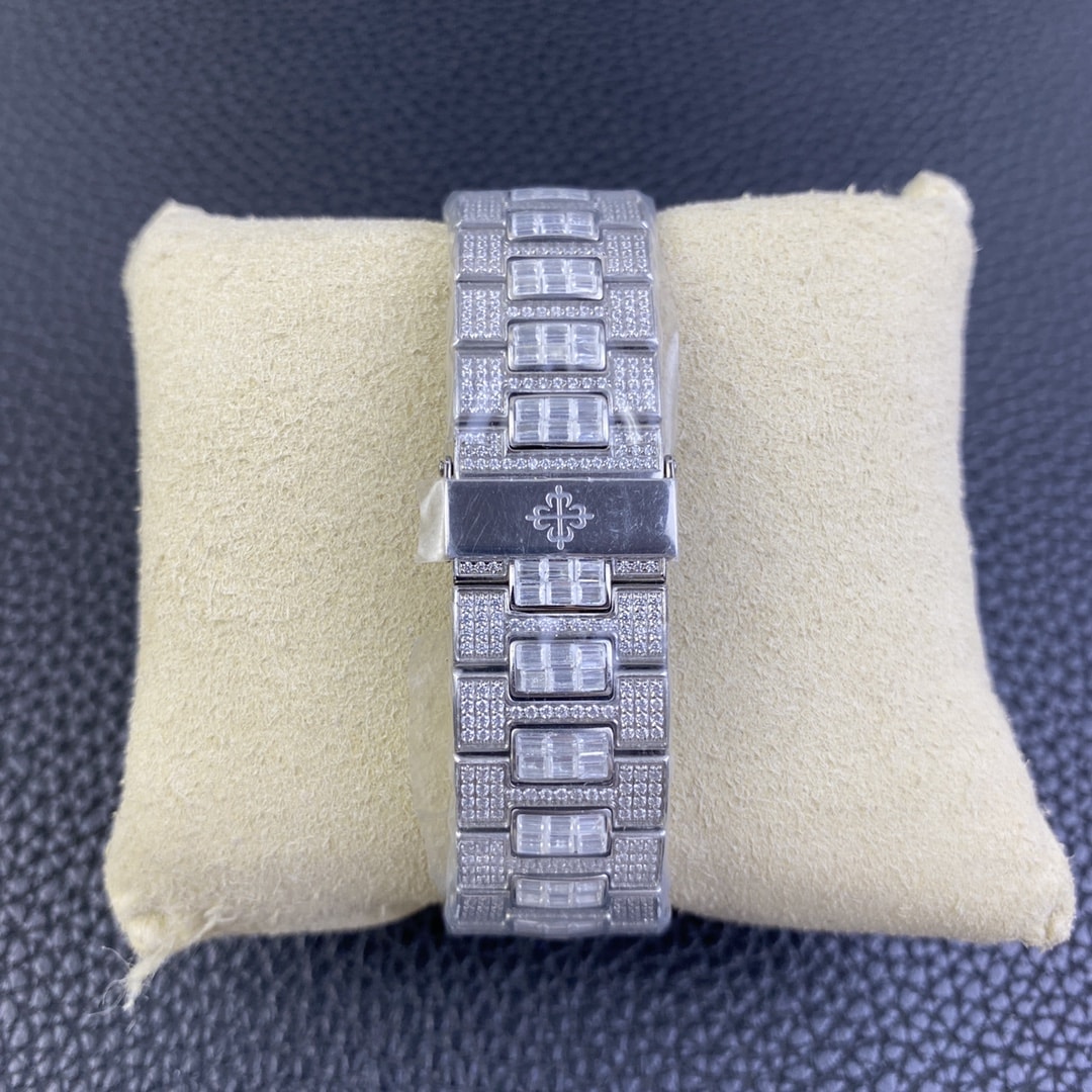 Fake diamond watch Patek Philippe Replica Nautilus Date Sweep Seconds White Gold/Diamonds Dial & Bezel 5719/10G-010 TWF(1:1 replica) - Top club