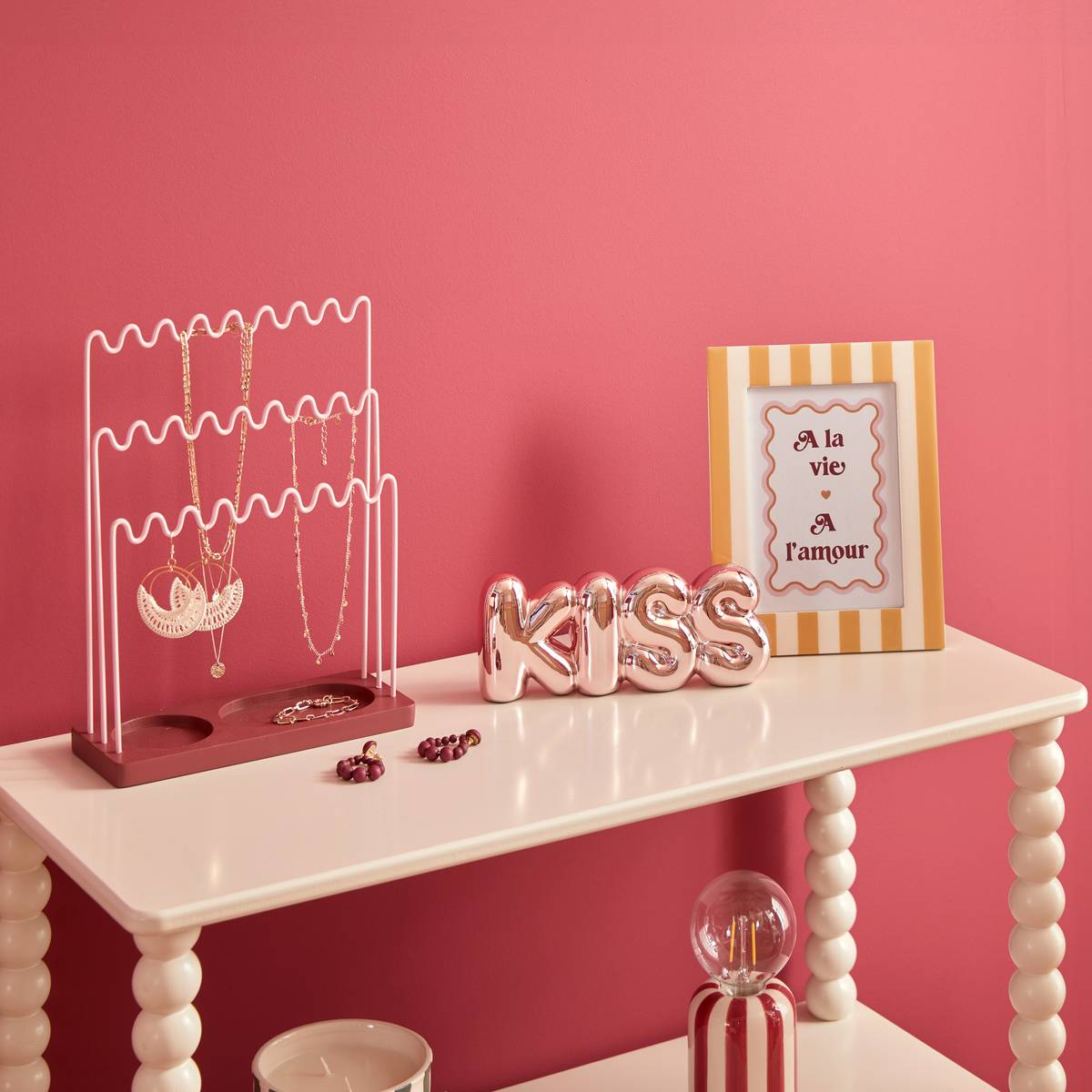 Jewelry Holder "Cherie" Red, 23x9.5 cm