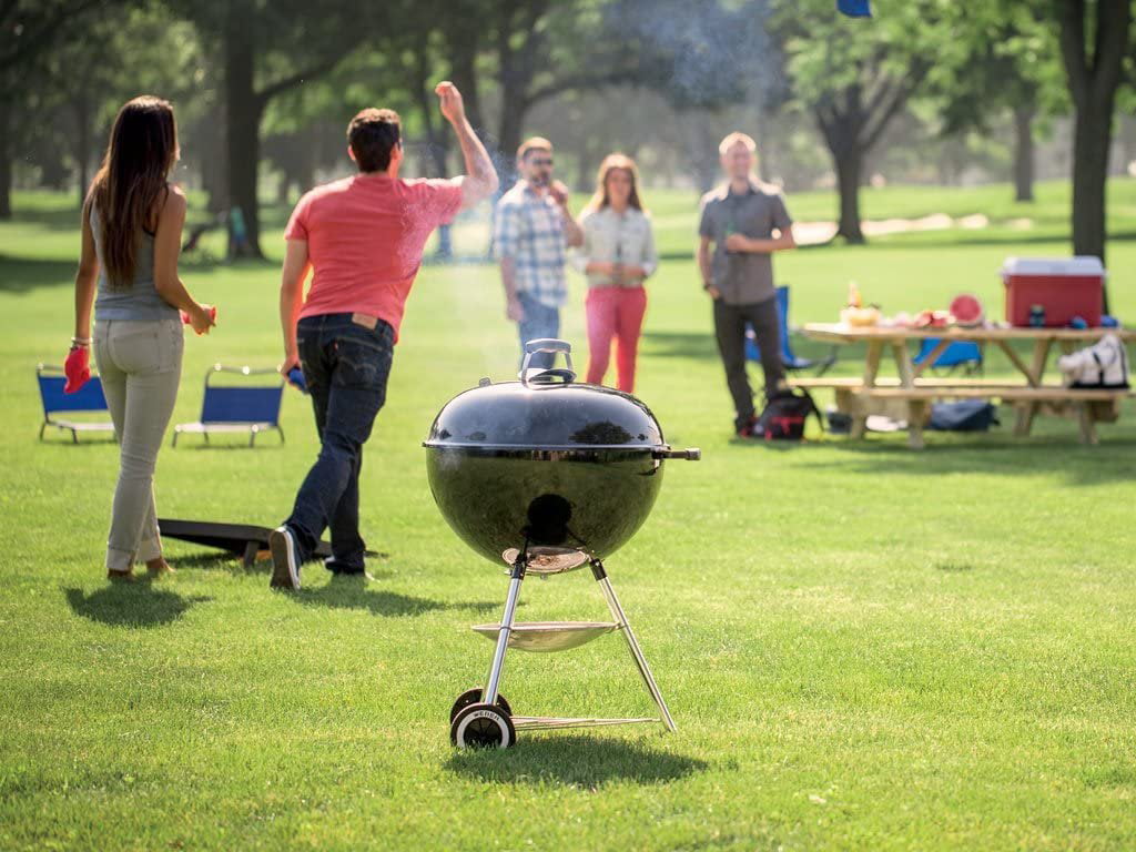Weber Original Kettle 22-inch Charcoal Grill - Image 3 Weber Original Kettle 22-inch Charcoal Grill - Image 3