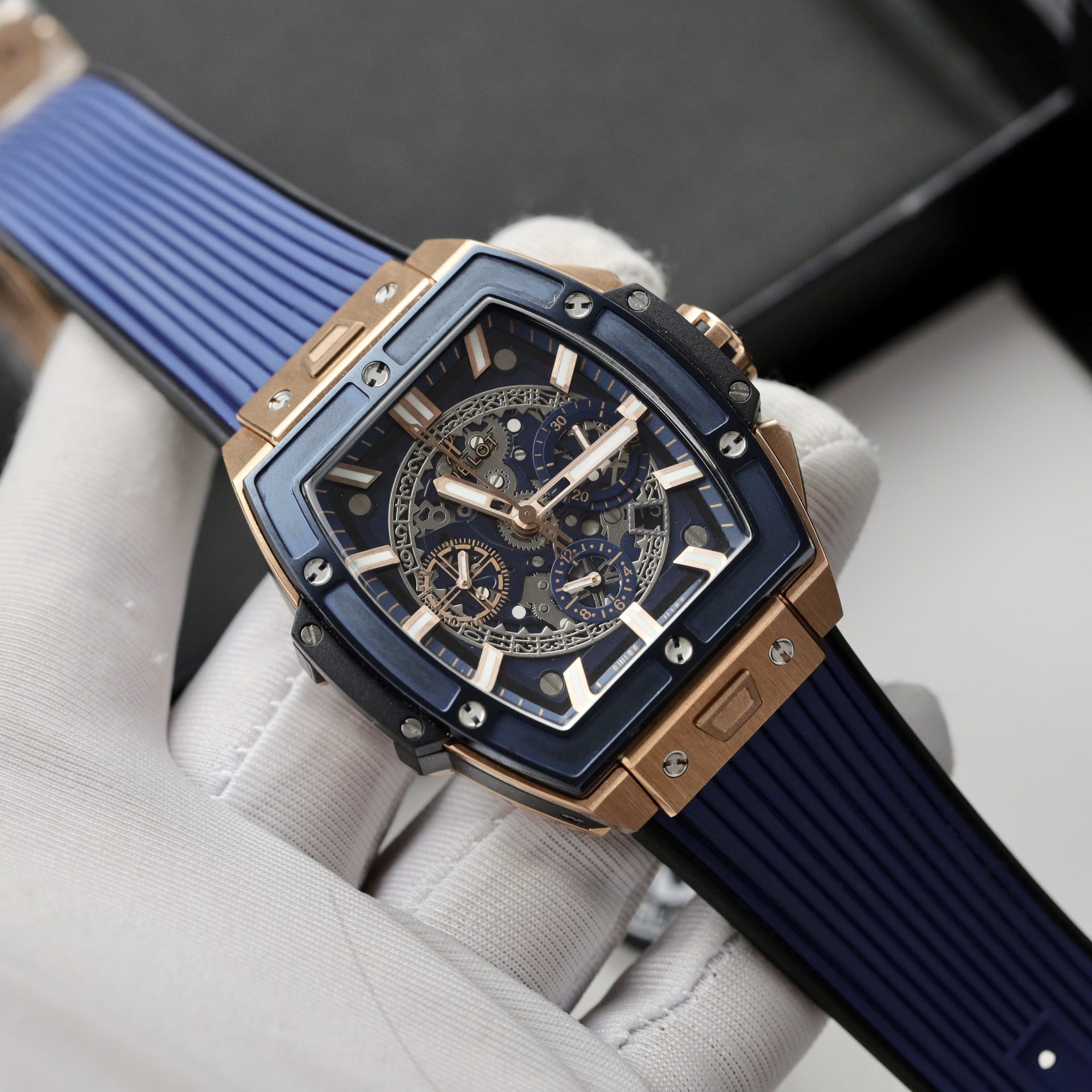 Hublot Replica Watches Spirit Of Big Bang King Gold Bezel Ceramic Blue 42mm - Top club