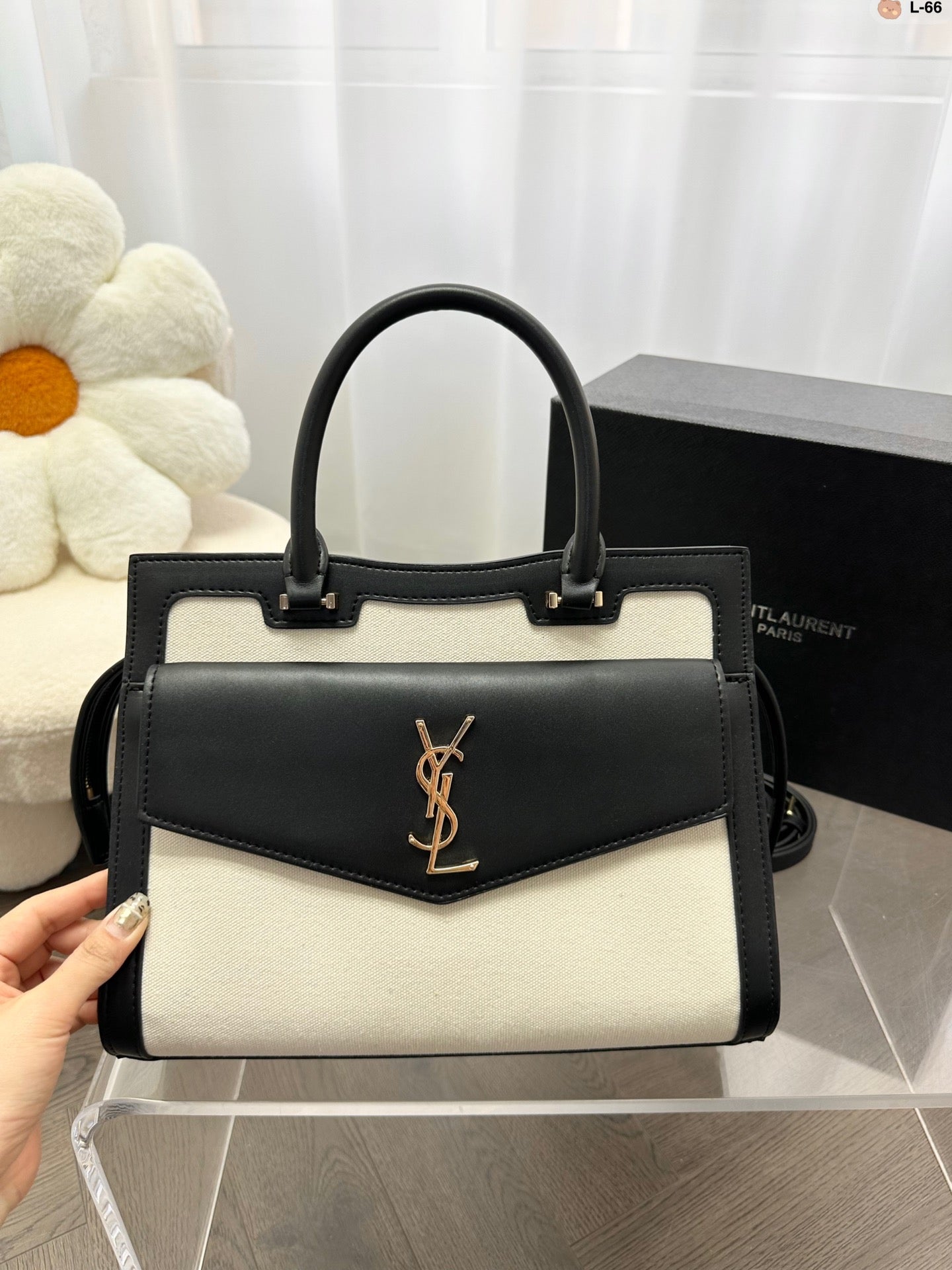 TO – Luxury Bags SLY 2831:1High-quality replica
